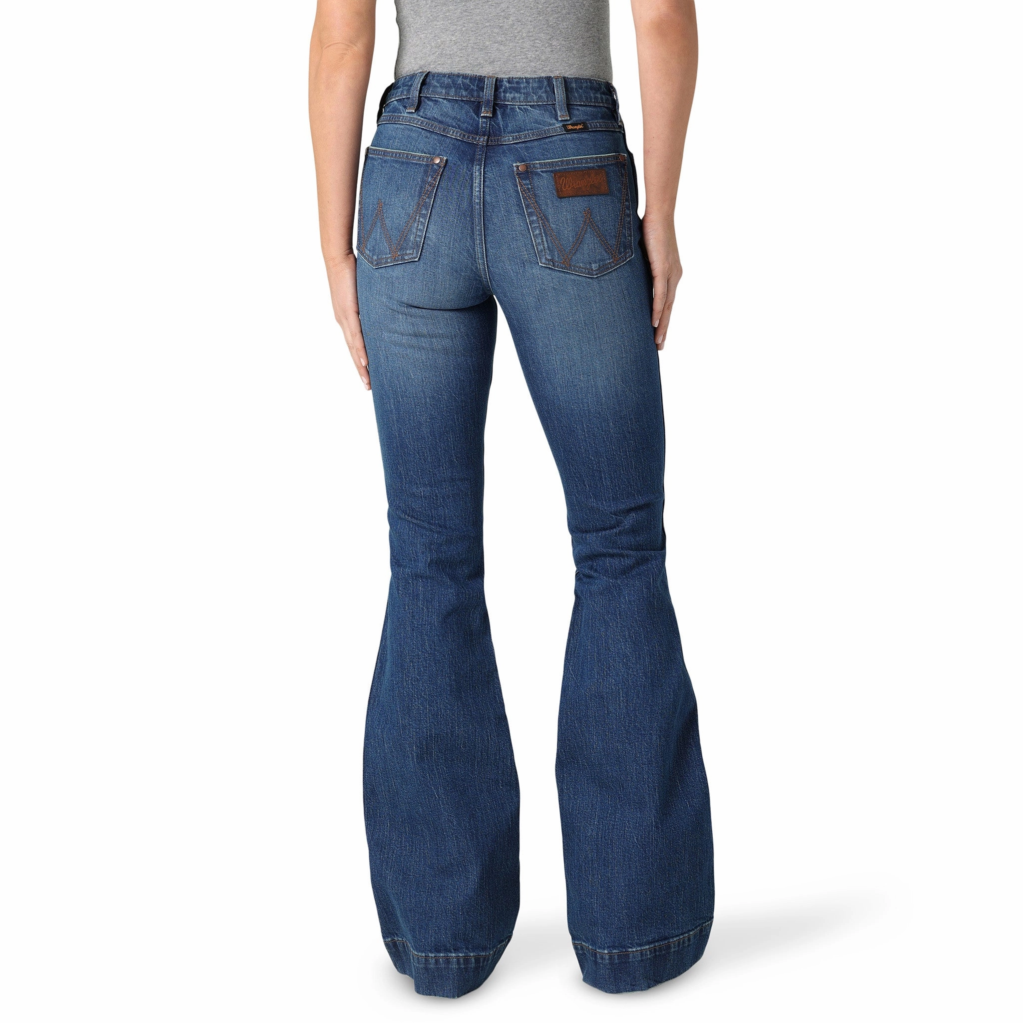 Casual Morning Stroll Wrangler Women's Elizabeth High Rise Trouser Jeans