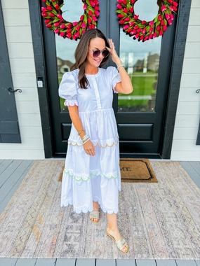 Soft Cut Light Fabric Puffy Short Sleeve Midi Dress