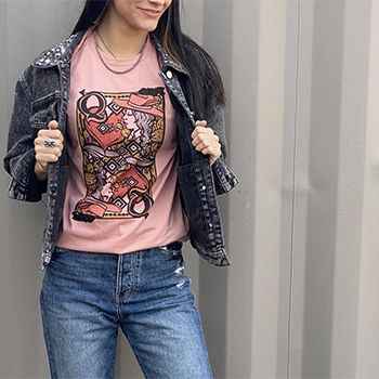 DoubleLayeredFabric Queen of Hearts Tee