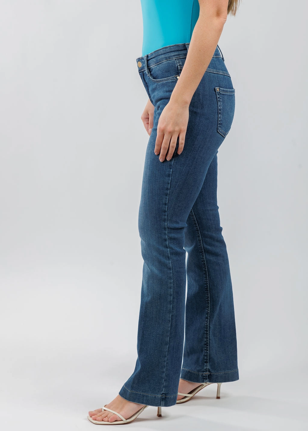 High Stretch Fit Dream Boot Jeans 32" - Super Vintage Wash