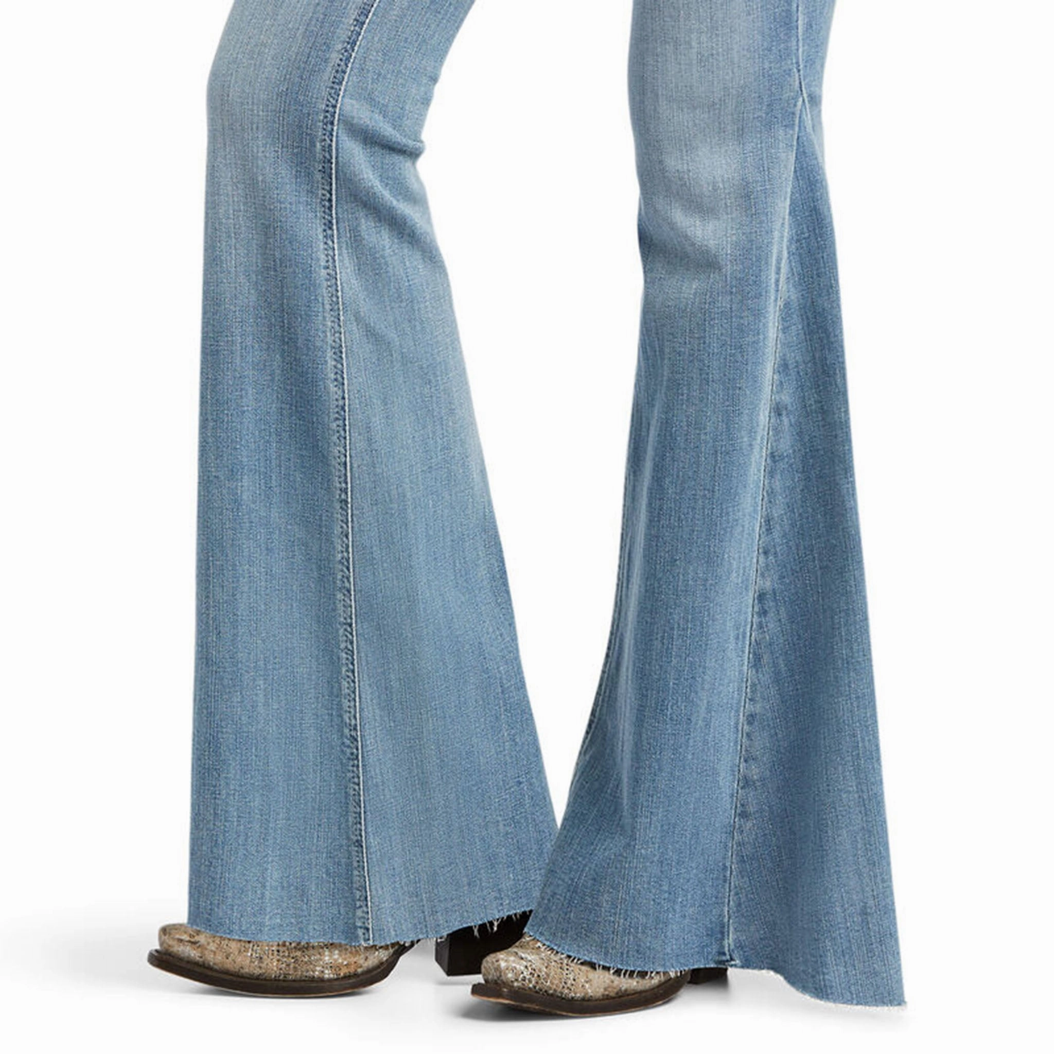 Ariat Women's R.E.A.L. Alondra Flare All Day Use