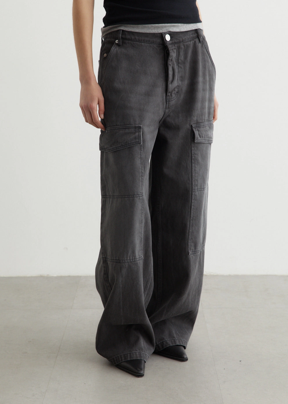 Relaxed Worker Baggy Pants Light and Cozy