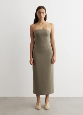 Fall Piece Effortless weekend dress Repercussions Strapless Midi Dress