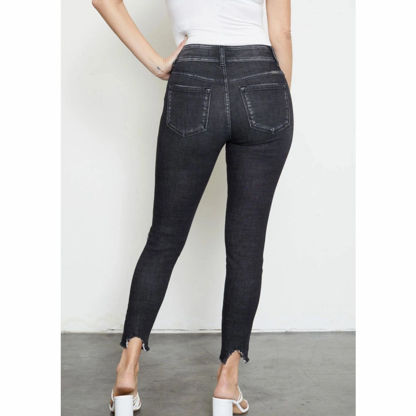 KanCan Black Distressed Skinny Style Simplicity