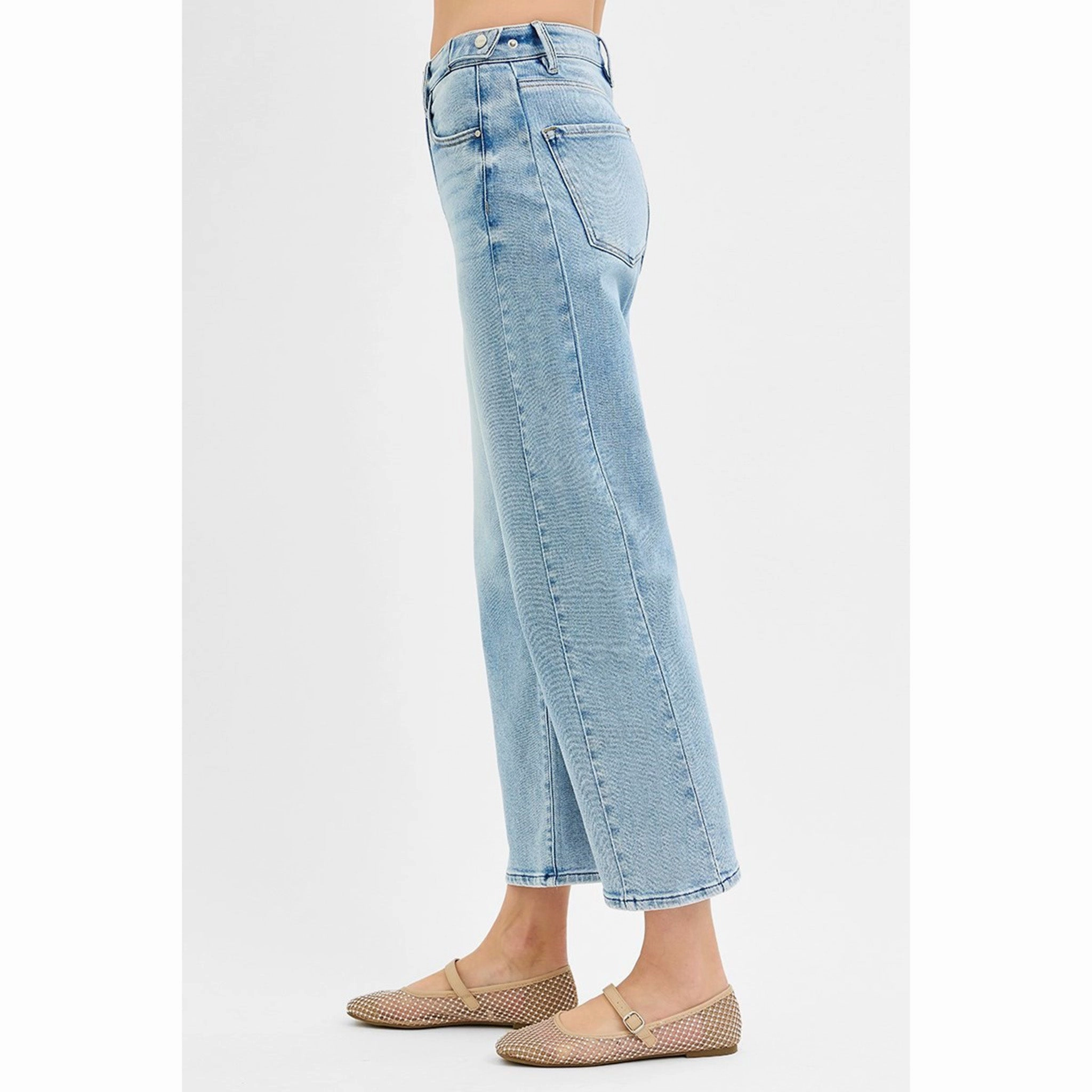 Modern Attire Lightweight Material Risen Women's Light High Rise Crop Barrel Jeans