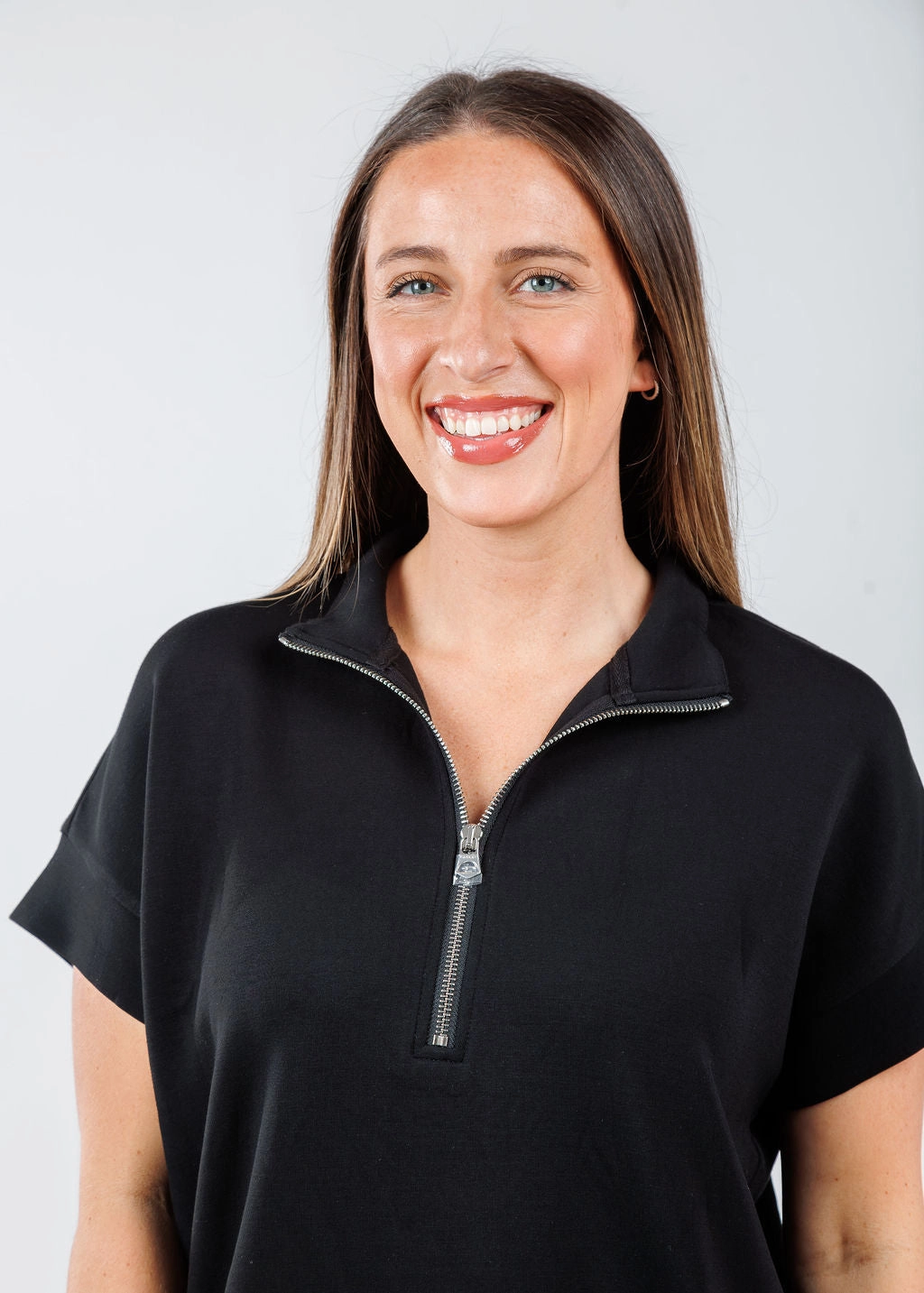 Textured Weave Abrasion Resistant Seams Ritchie Short Sleeve Sweatshirt - Black