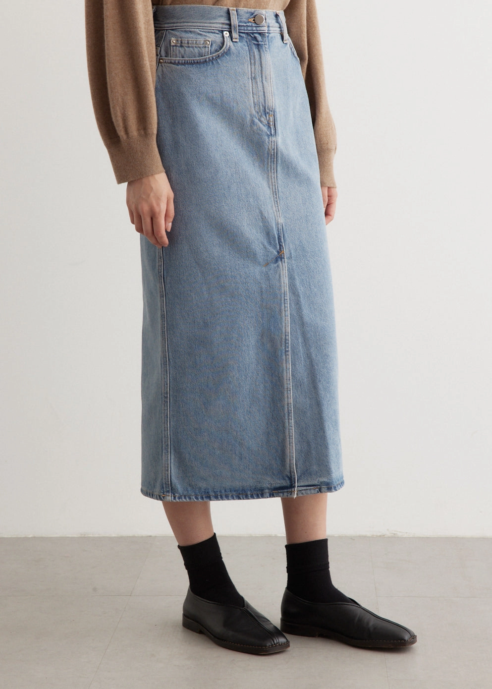 Rona Long Denim Skirt Soft Tones Clean Mood