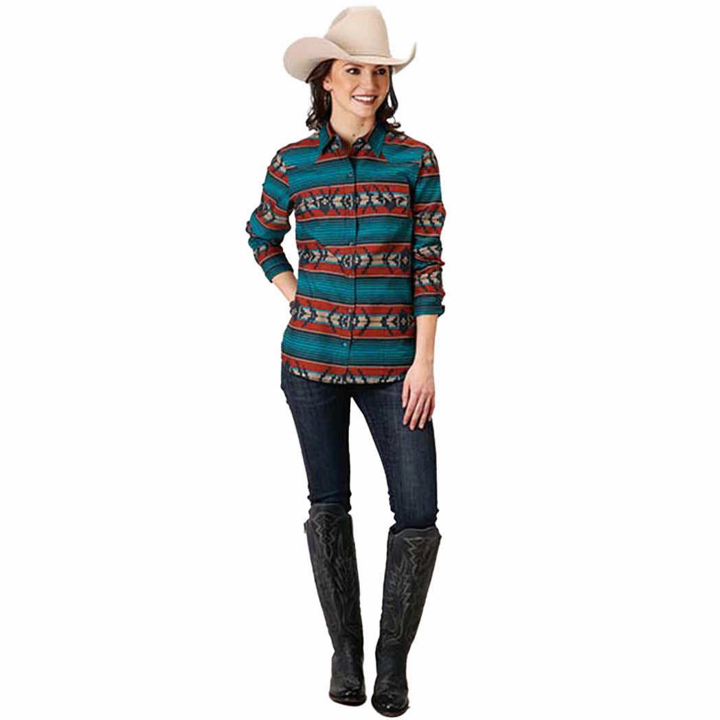 Roper Women's Ombre Aztec Horizontal Stripe Button Down Thermochromic Color Shift Tech