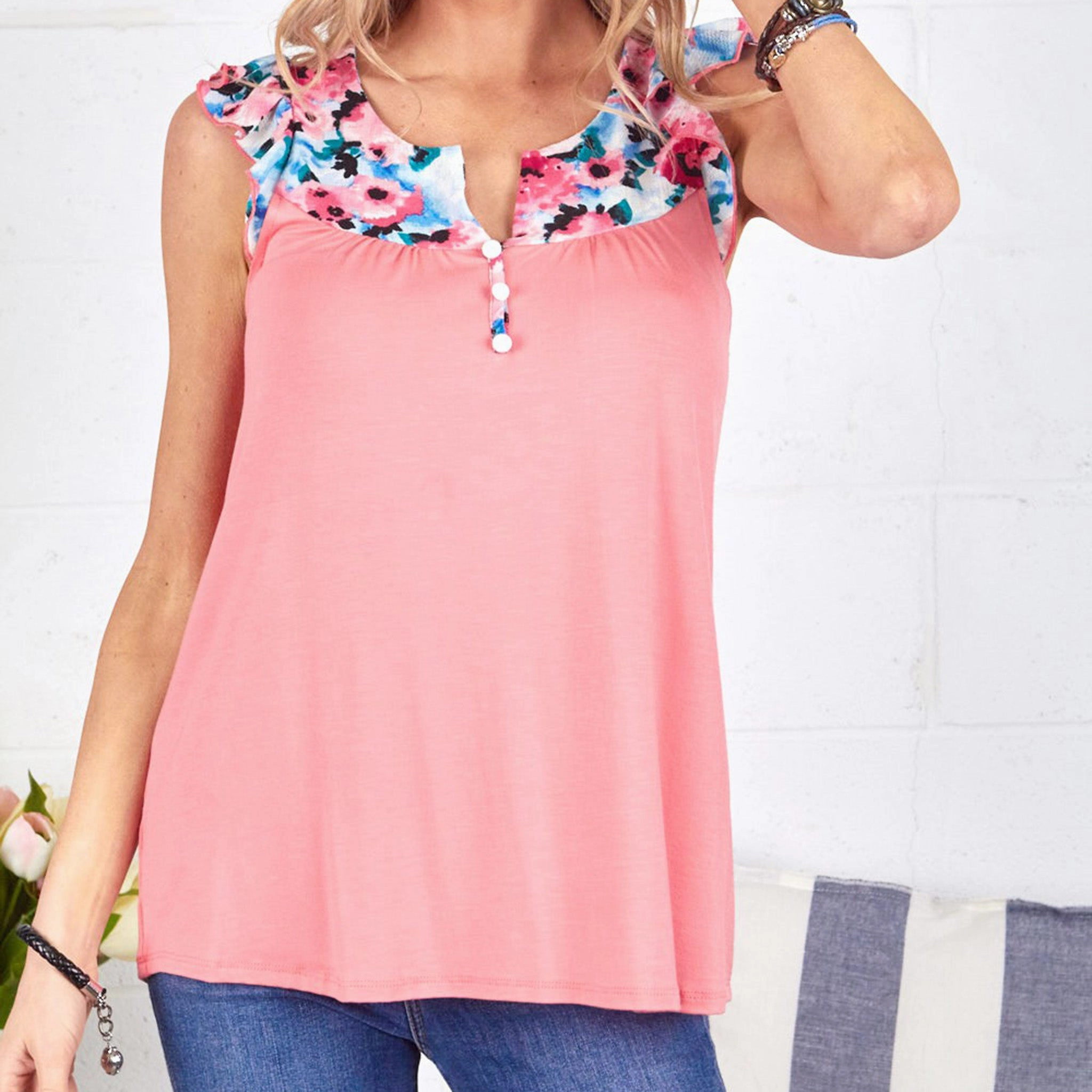 UVProtectionCoating MultiPanelBreathability Rose Floral Sleeveless Top