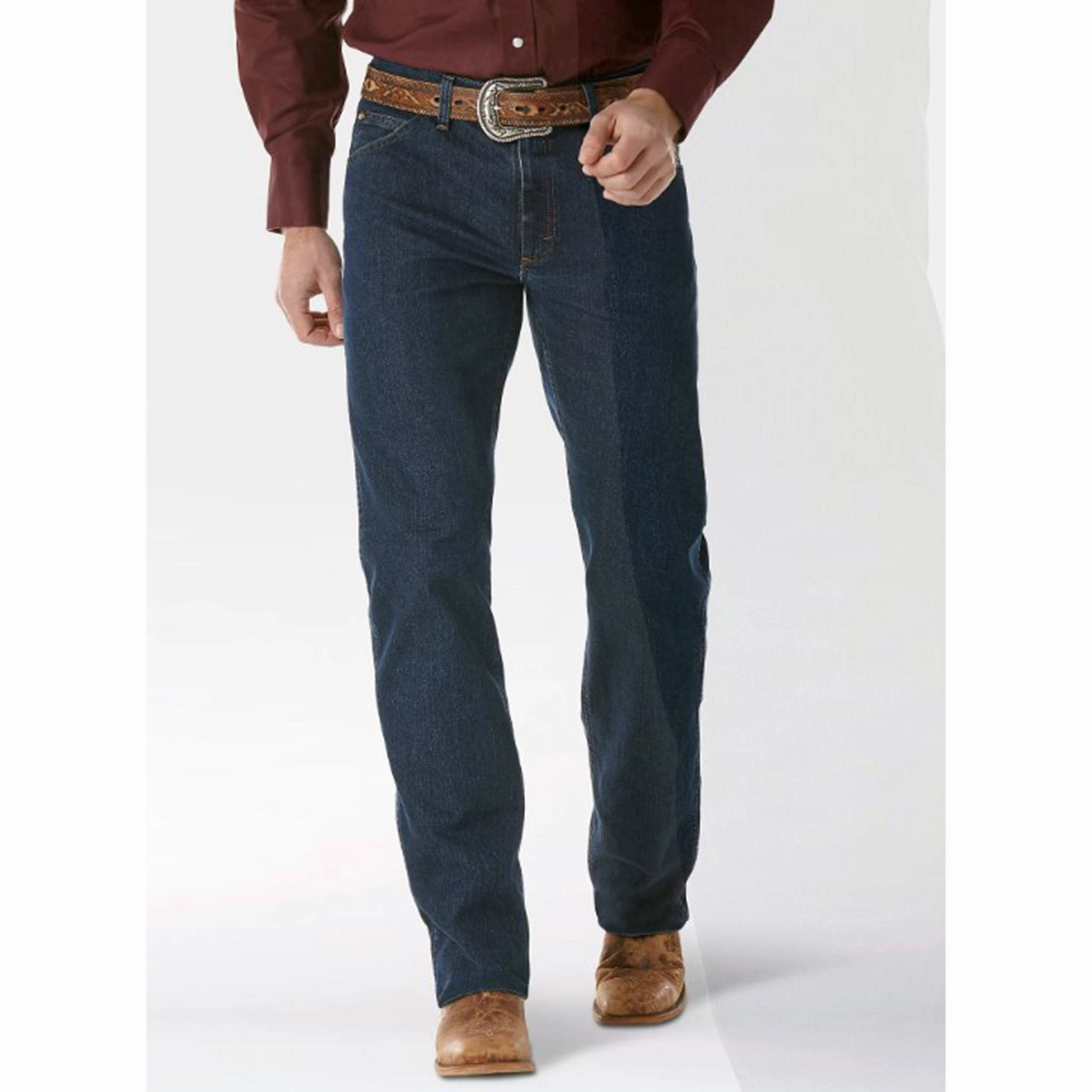 Morning Stroll Outdoor Adventure Date Night Wrangler Men's Midnight Performance Cut Jean