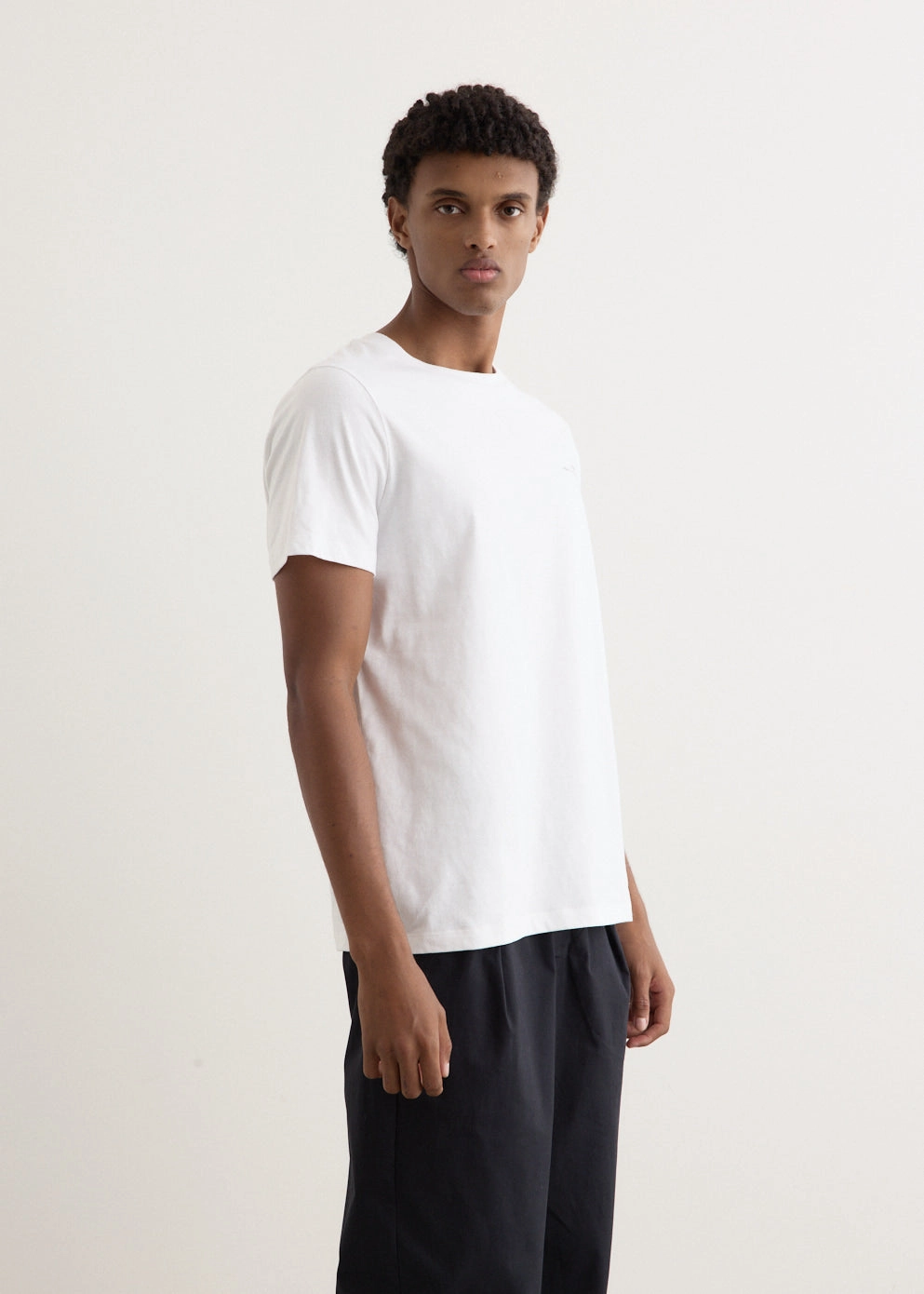 Smart Layer Boat Neck Standard Item T-Shirt