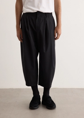 Significant Pleat Pants Flexibility Built-In SeamlessPockets