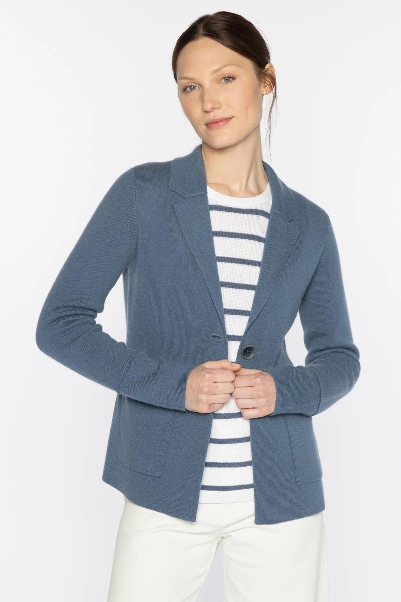 Wrinkle Resistant Textile Notch Collar Cardigan