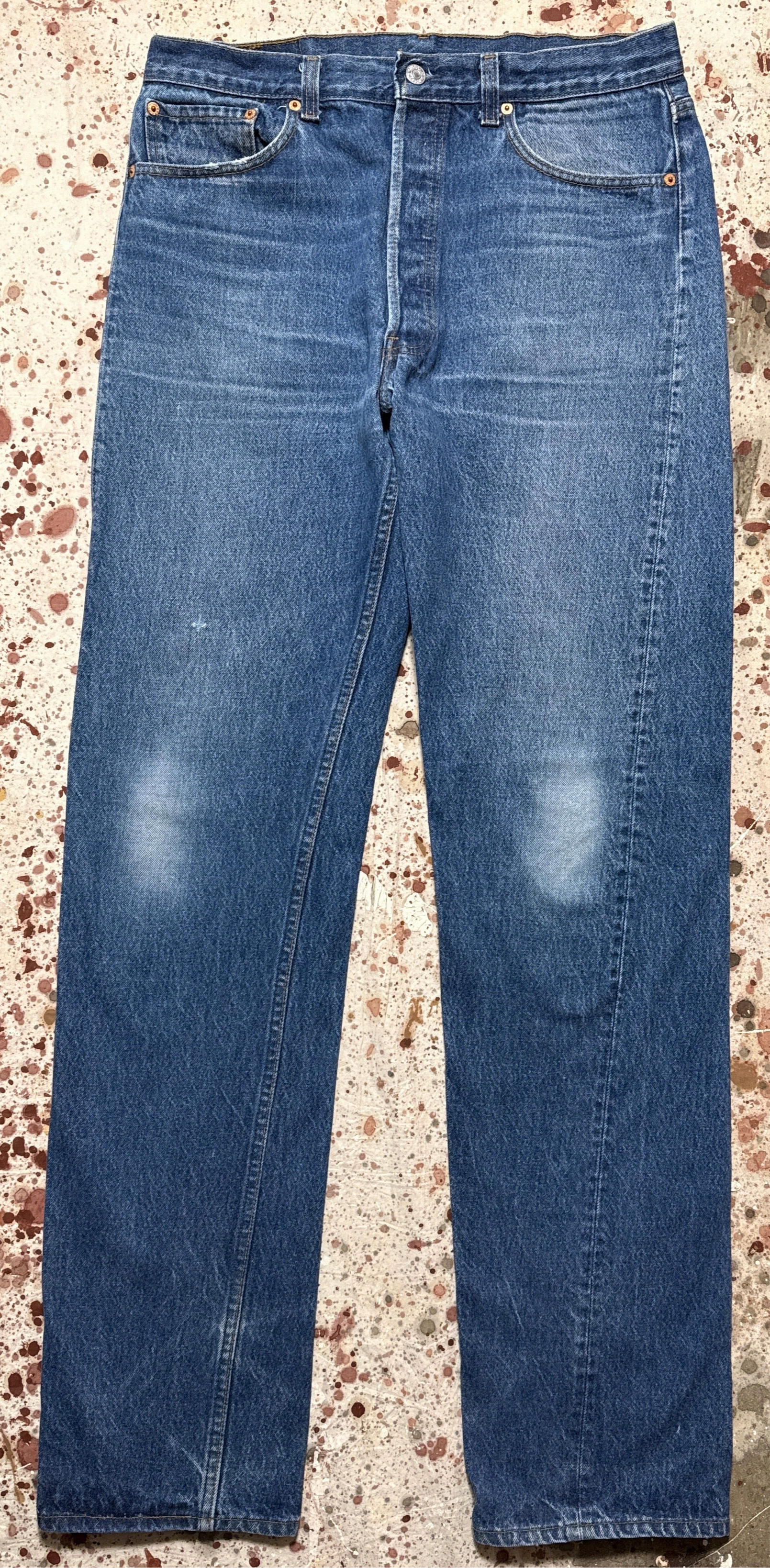 Travel Outfit Casual Stretch Vintage Levi USA MADE 501 Transitional Tag, X-Long Tracks, Super Wash Denim Jeans (JYJ-051025)