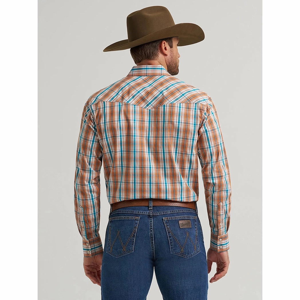 Striped style Wrangler Men's Competition Advanced Comfort Long Sleeve Shirt