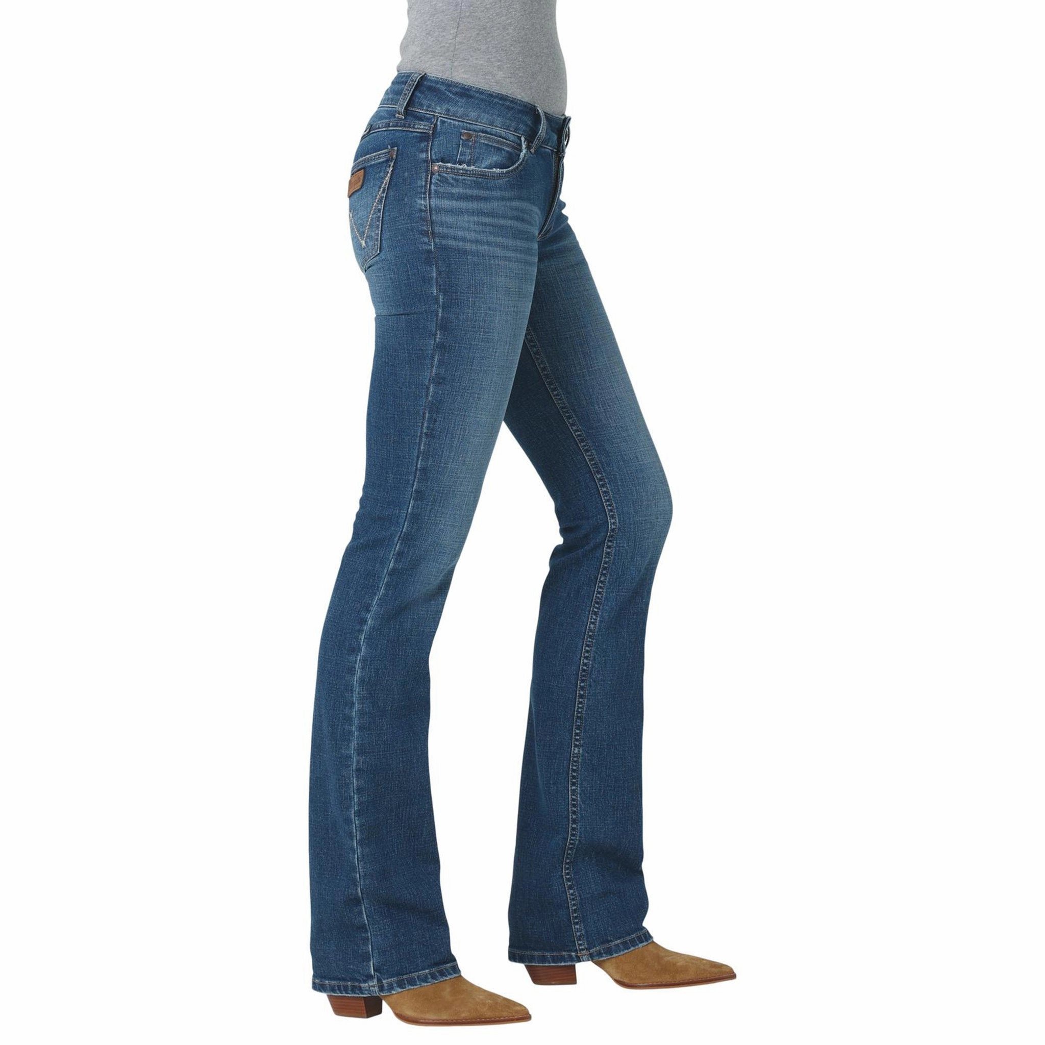 Casual Look Affordable Fashion Lover Wrangler Women's Retro Mae Jodie Bootcut Jeans