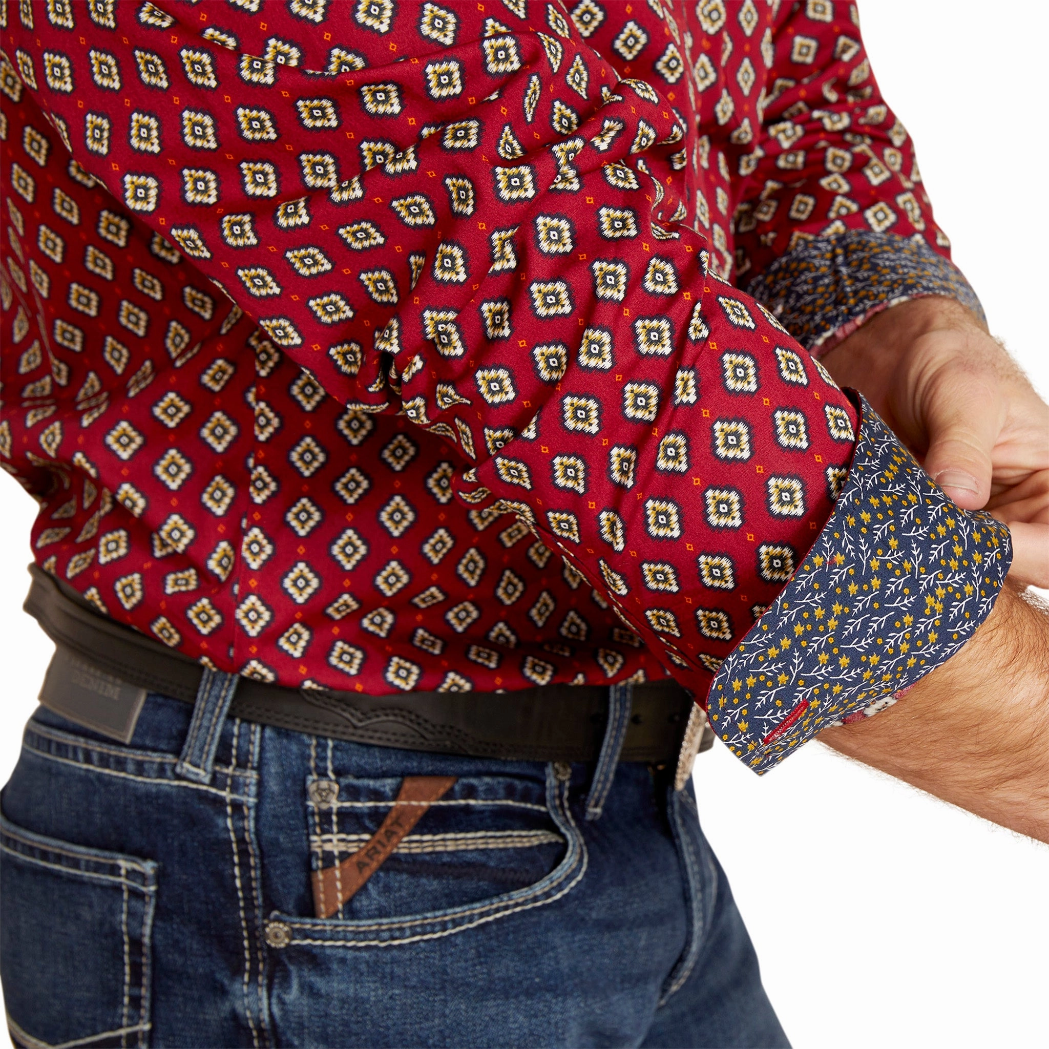 Sporty Look Zip Front Ariat Men's Red Diamond Print Shirt