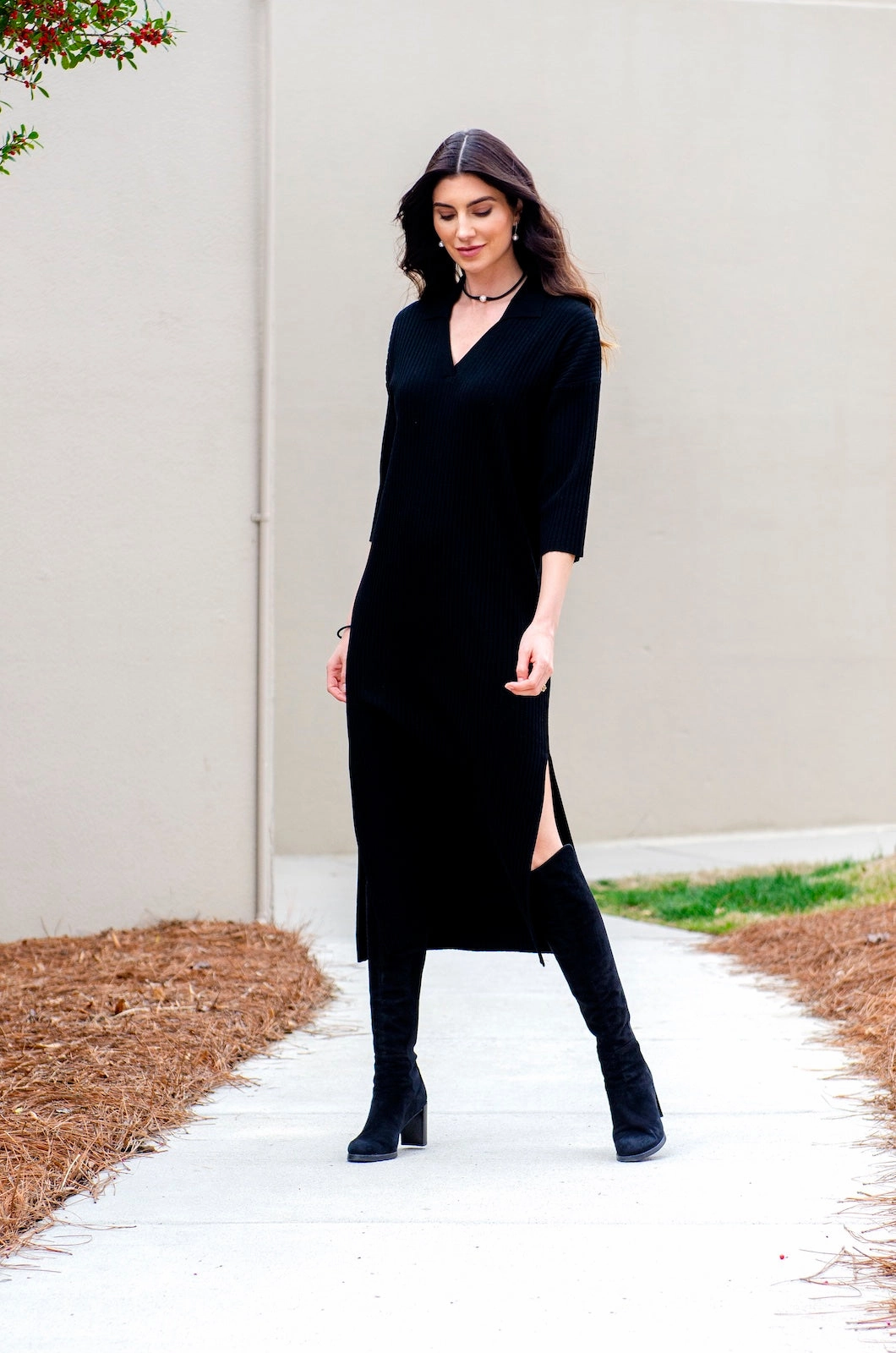 Gabriella Vertical Rib-Knit 3/4 Sleeved Midi Dress - Black Polite Vibe Cool Finish