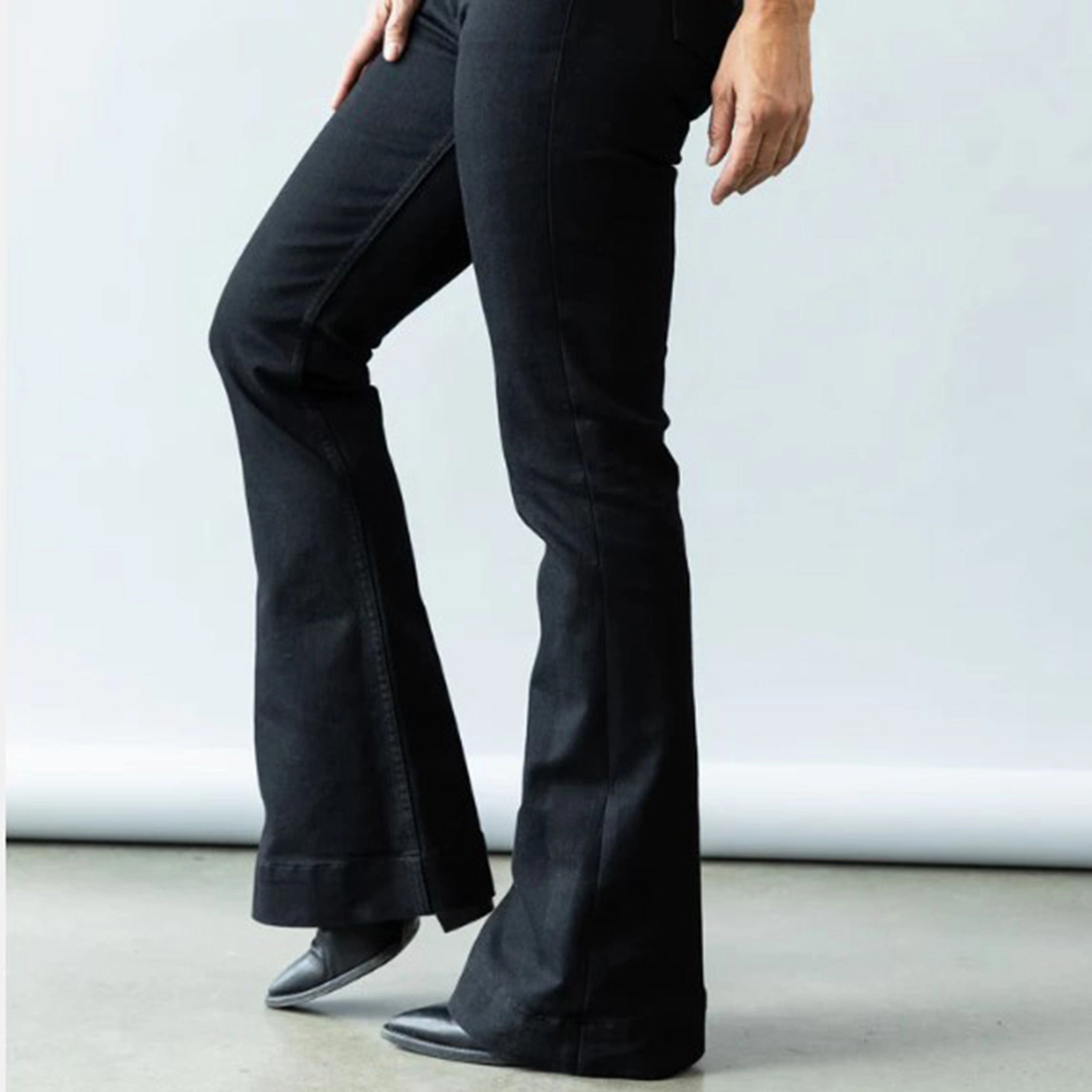 Kimes Ranch Women's Jennifer Black High-Rise Flare Couple Look Athlete Fit Festival Outfit Soft Eco Friendly