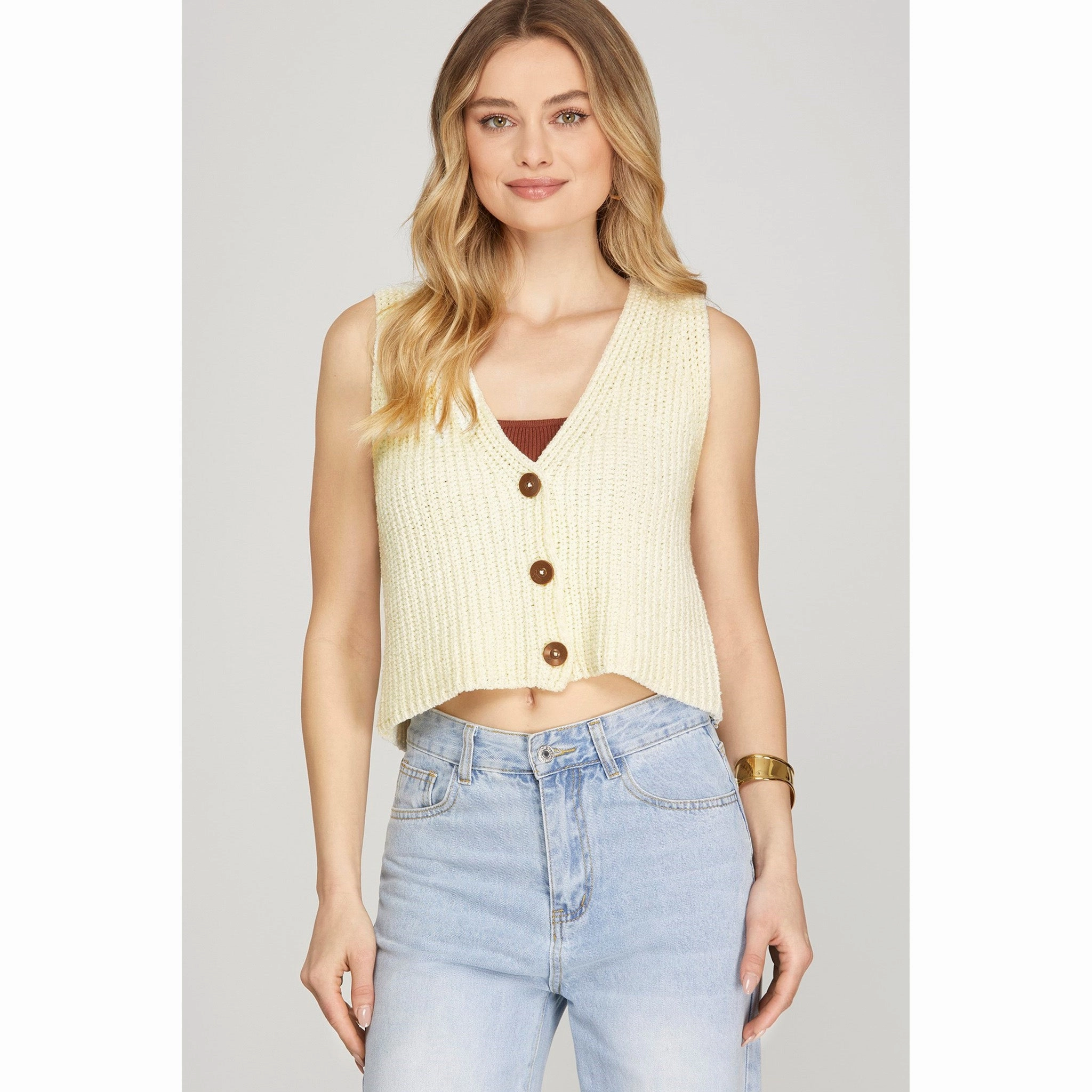 Seamless Edge Finishing quick dry Off White Button Sweater Vest