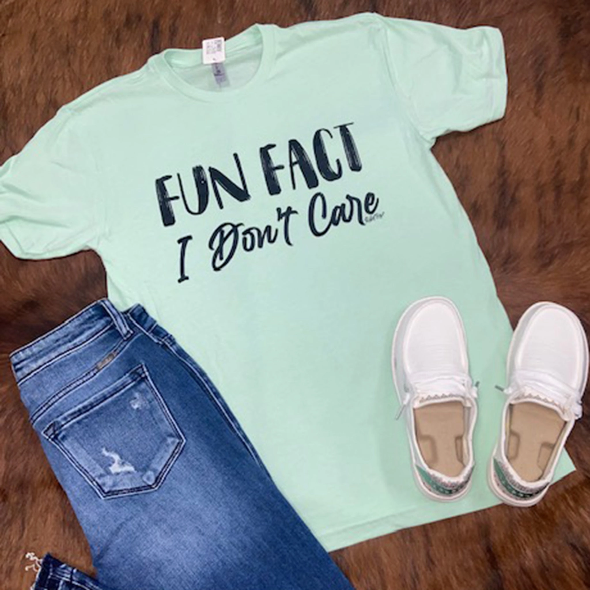 Fun Fact Tee Convertible Collar ErgonomicShape