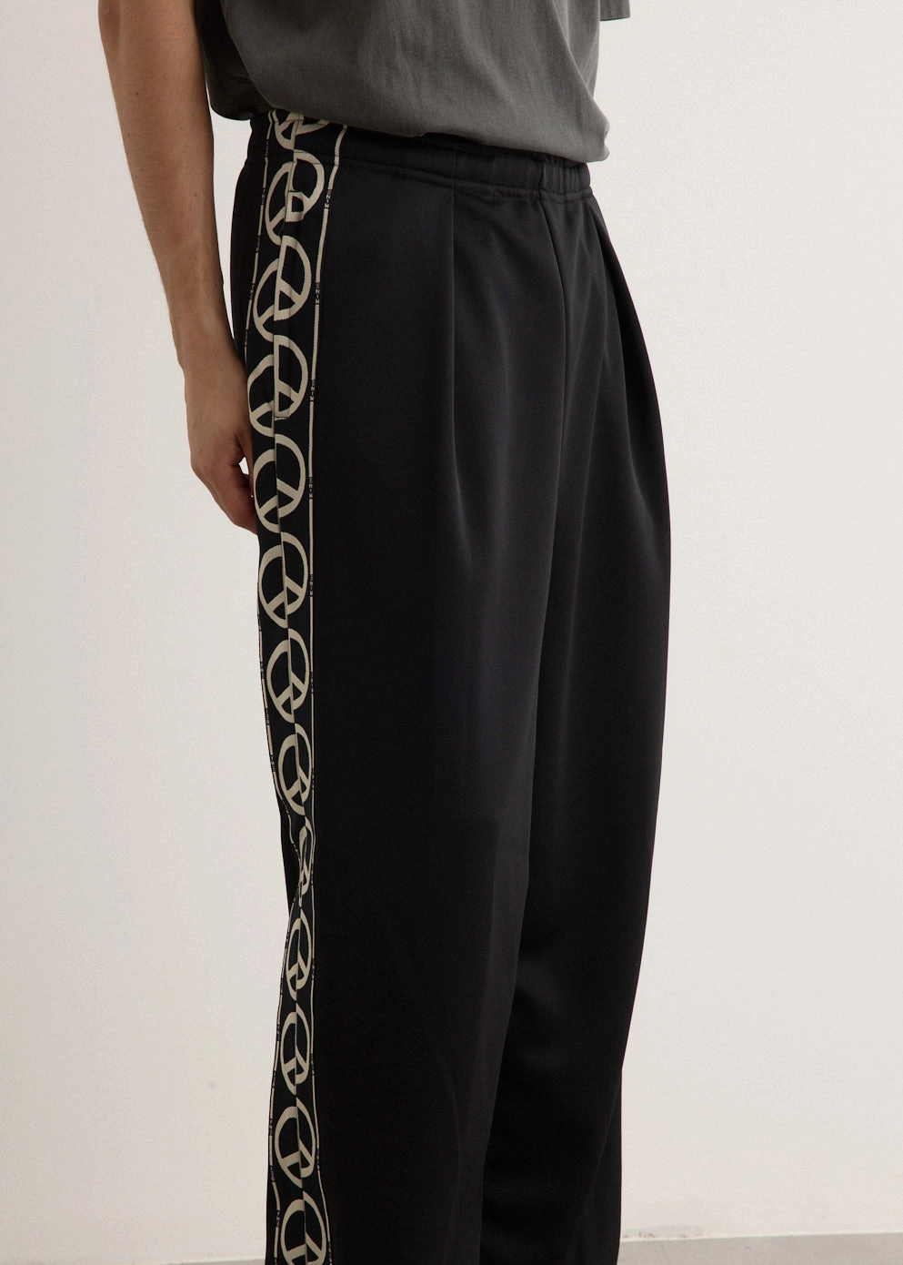 Smooth Jersey TH.D.D. Baggy Track Pants Stylish Comfort DoubleLayeredFabric