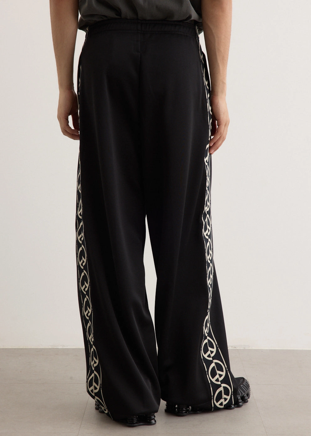 Quick-Dry Fabric Smooth Jersey TH.D.D. Baggy Track Pants