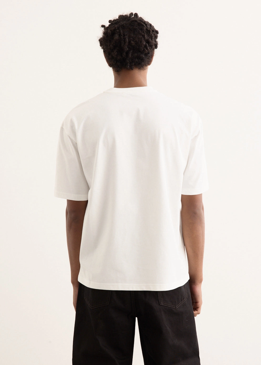 Fresh Outfit Weekend Outfit Shell Embroidered T-Shirt