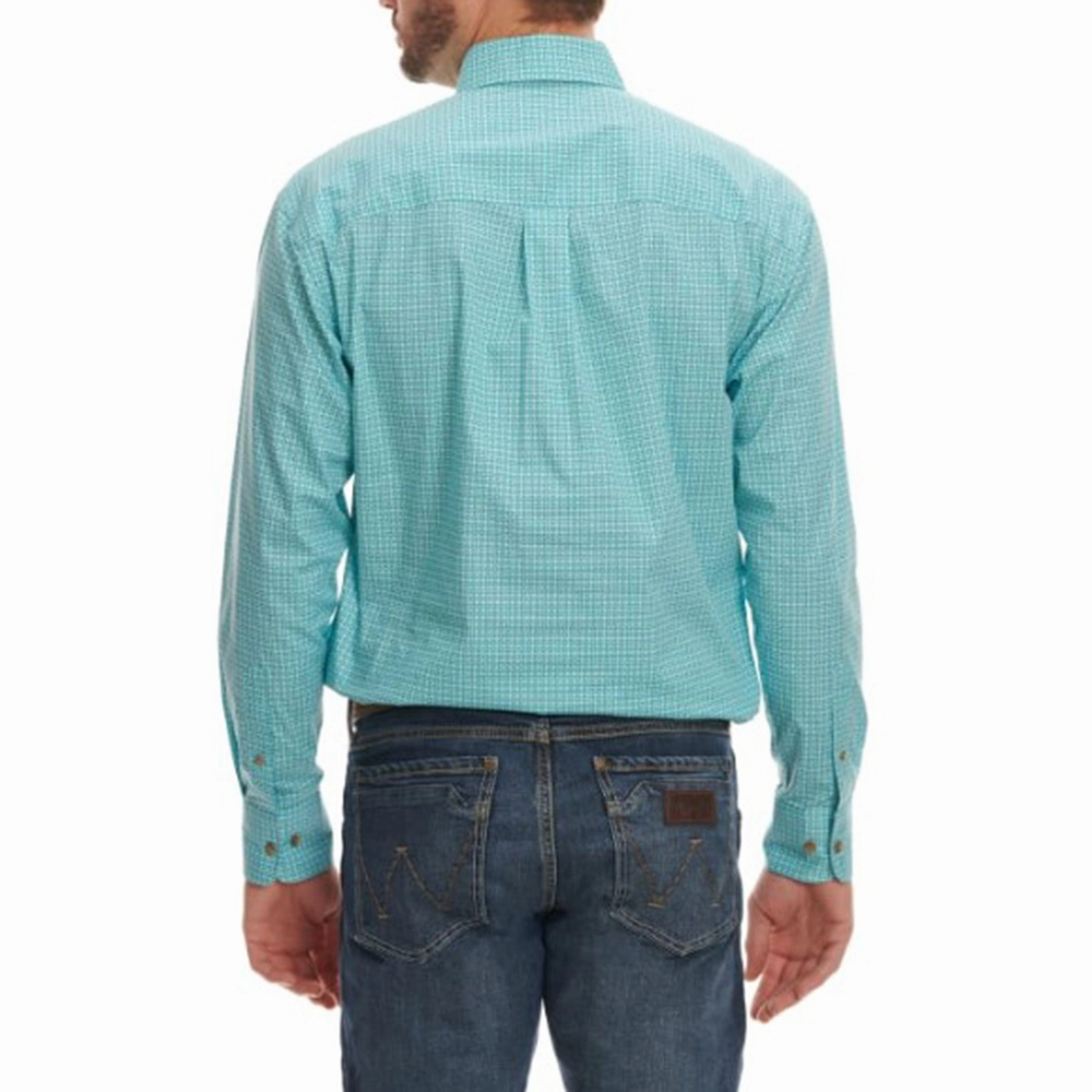 Non Restrictive Fit Wrangler Men's George Strait Long Sleeve