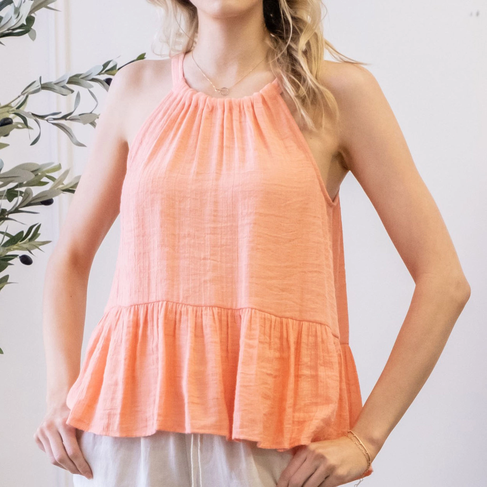 Solid Pleated Tie Tank BondedSeams