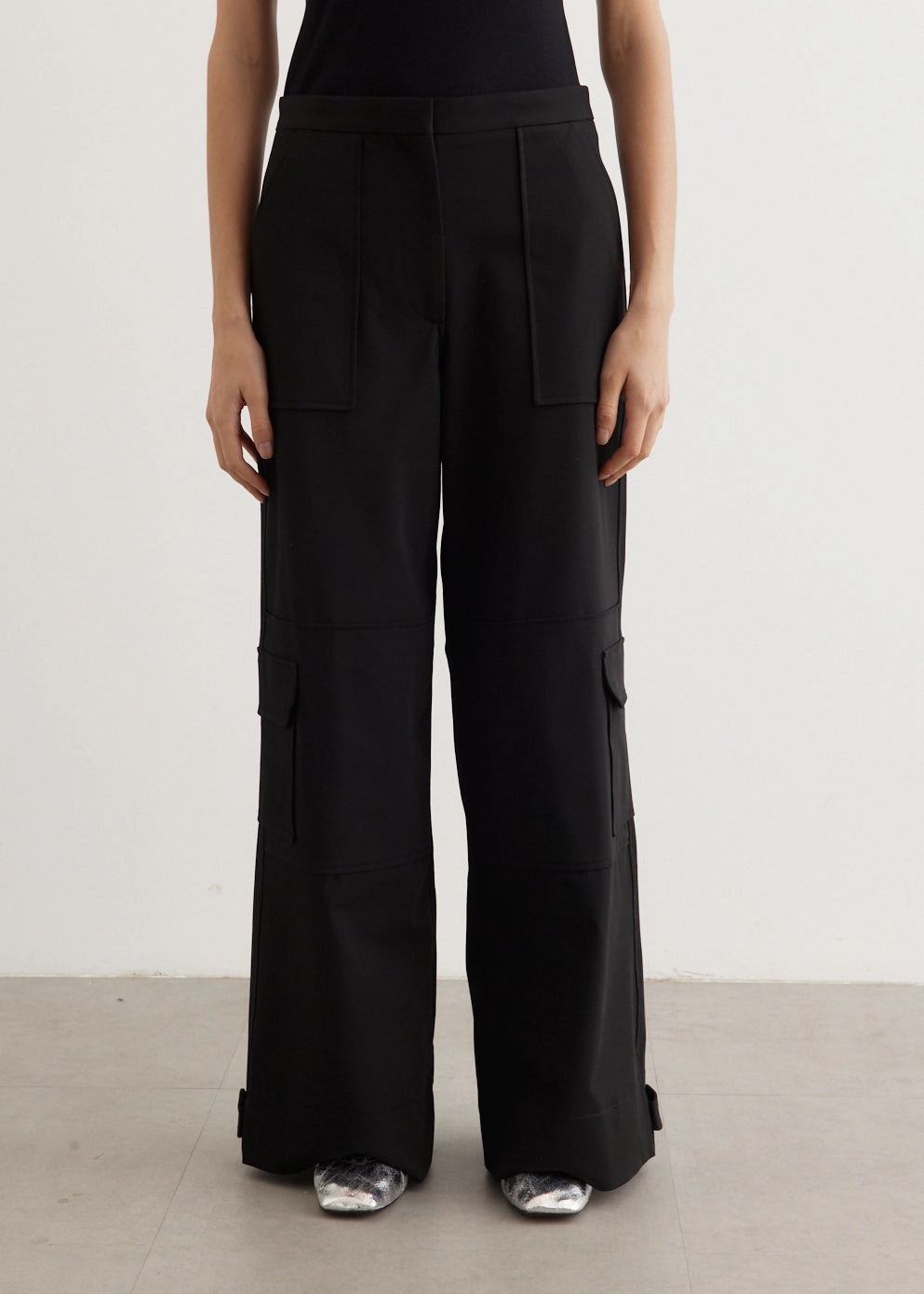 Solid Twill Suiting Cargo Pants NonIrritatingSeams Ultra Soft Inner Layer