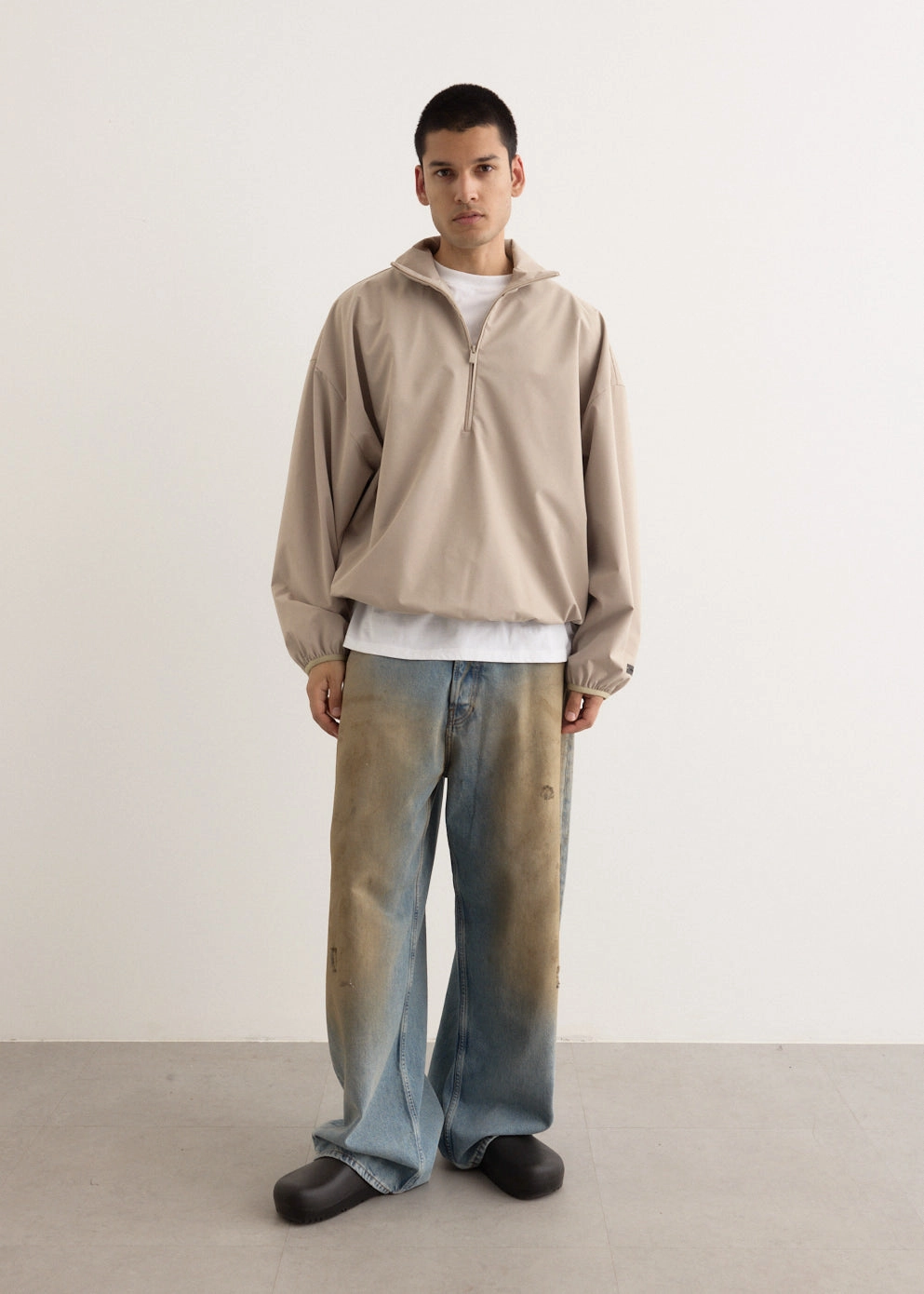 Sporty Nylon Half Zip Casual Fit