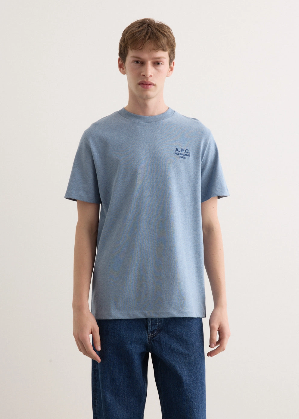 Minimalist Design sporty wear Standard Rue Madame T-Shirt