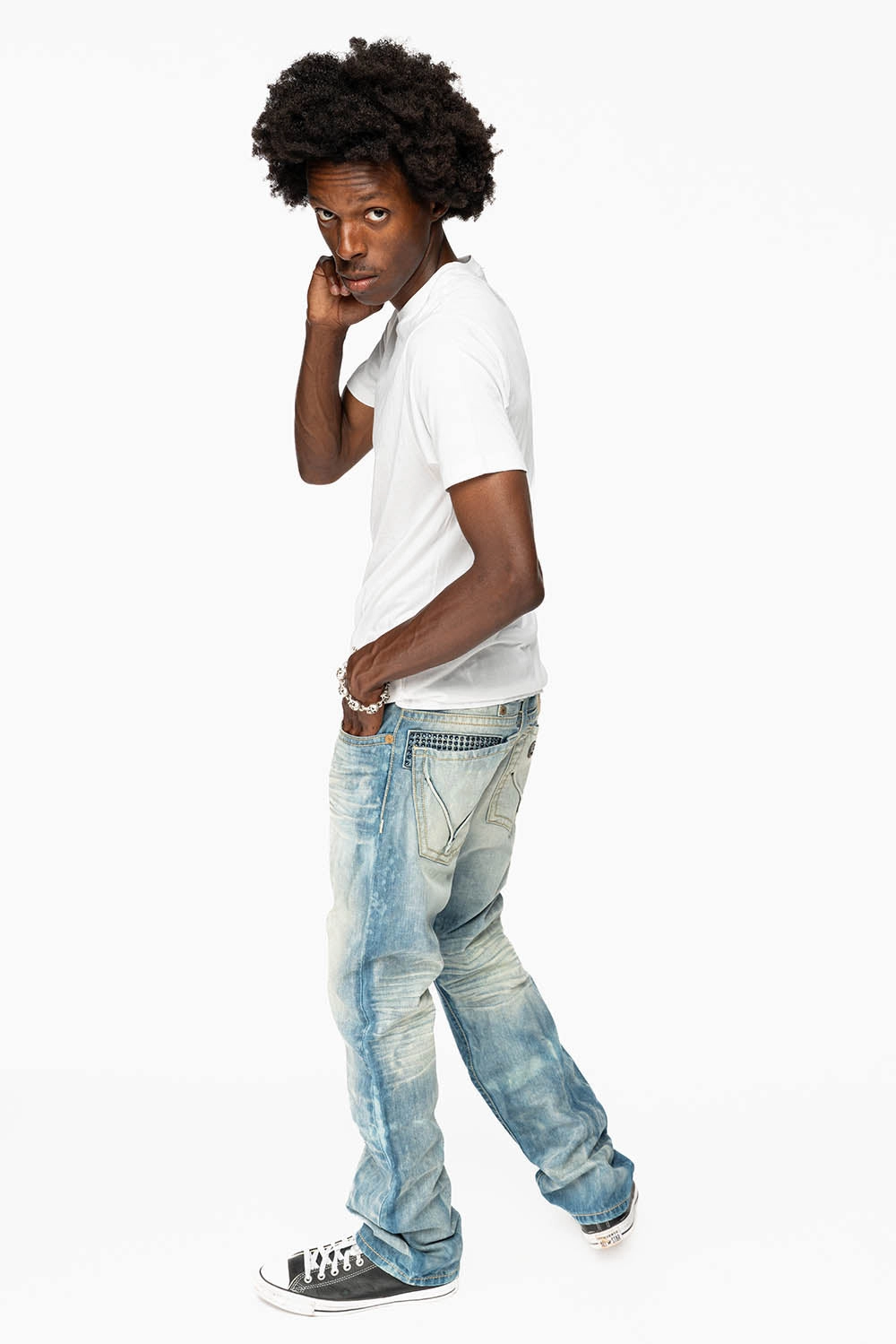 Closet Staple Fashion Essential STRAIGHT CUT JEANS LIMITED EDITION IN AQUARAMA WASH EMBELLISHED WITH  CRYSTALS AND ROBINS WING EMBROIDERY