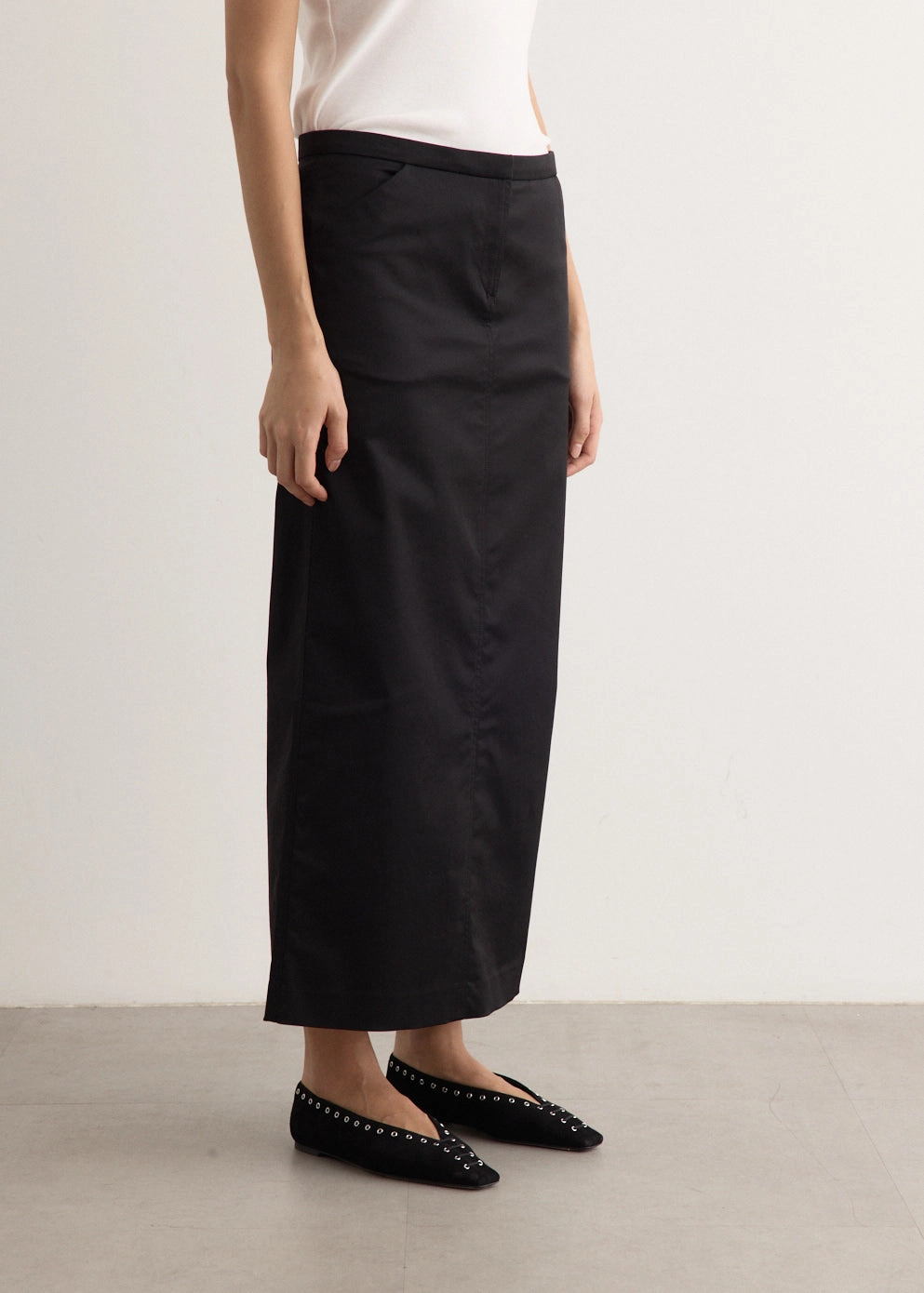 Straight Skirt Weighted Hem