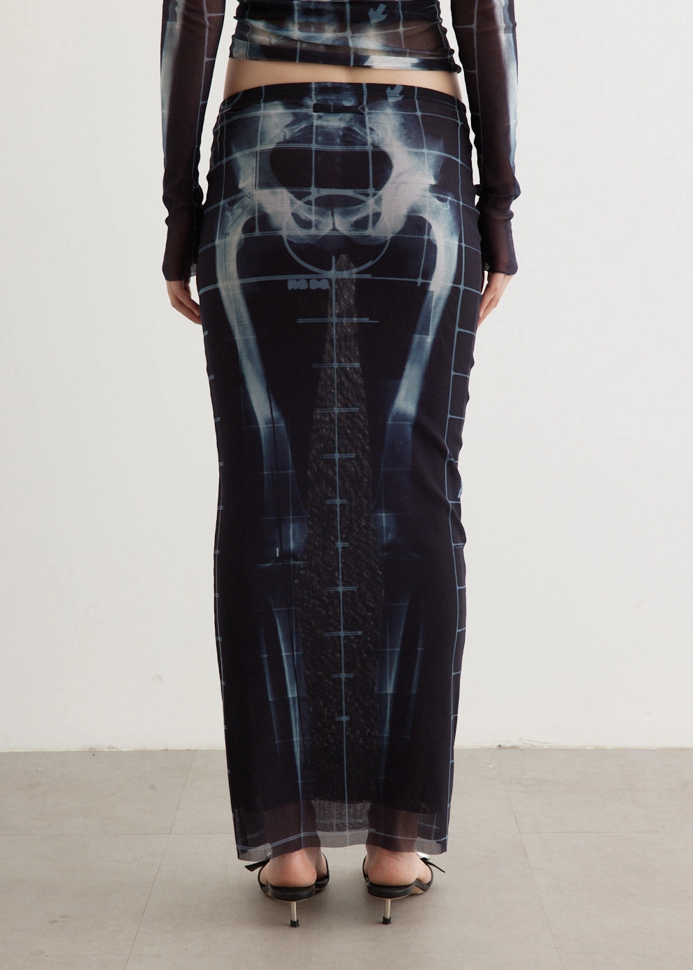 Cool Details Mesh Long Skirt