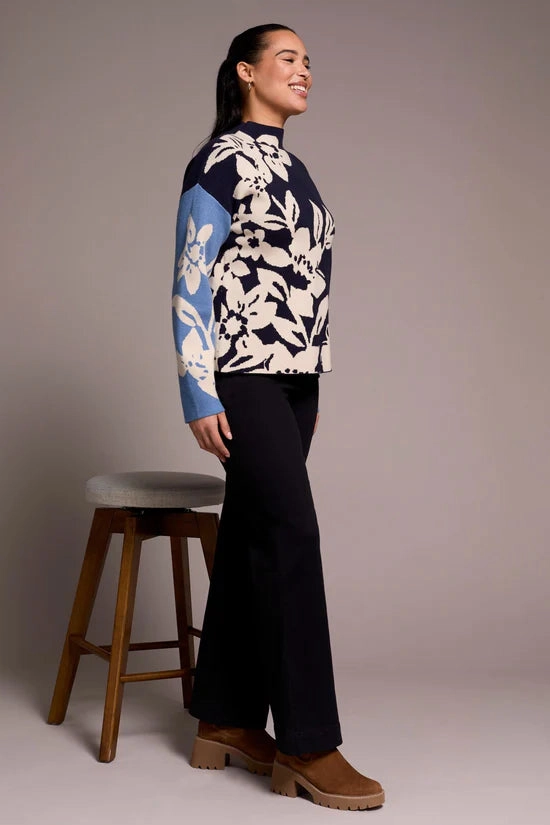 Retro design Tribal Knit Jacquard Floral Sweater