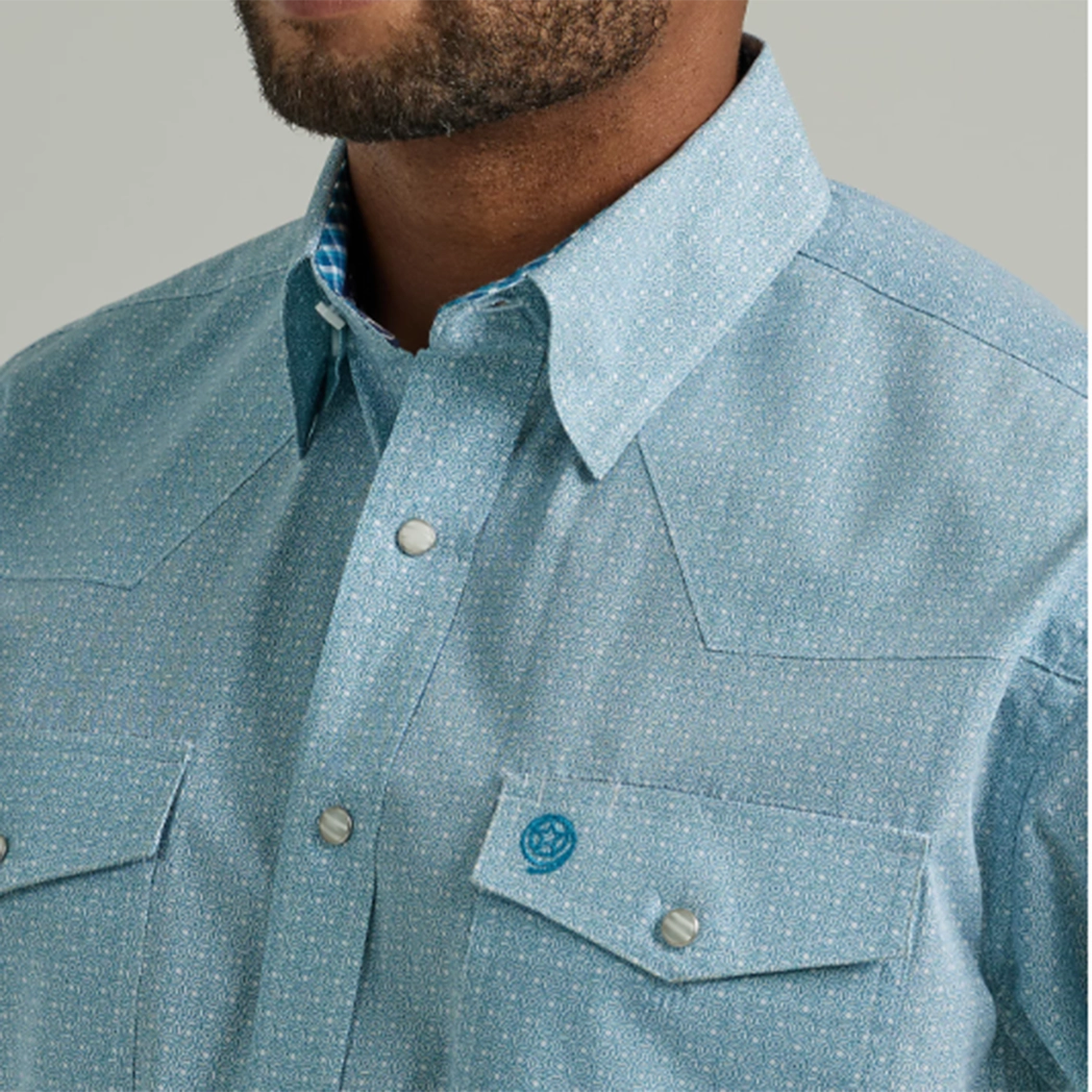 Wrangler Men's Aqua & White Print Long Sleeve Mountain Escape