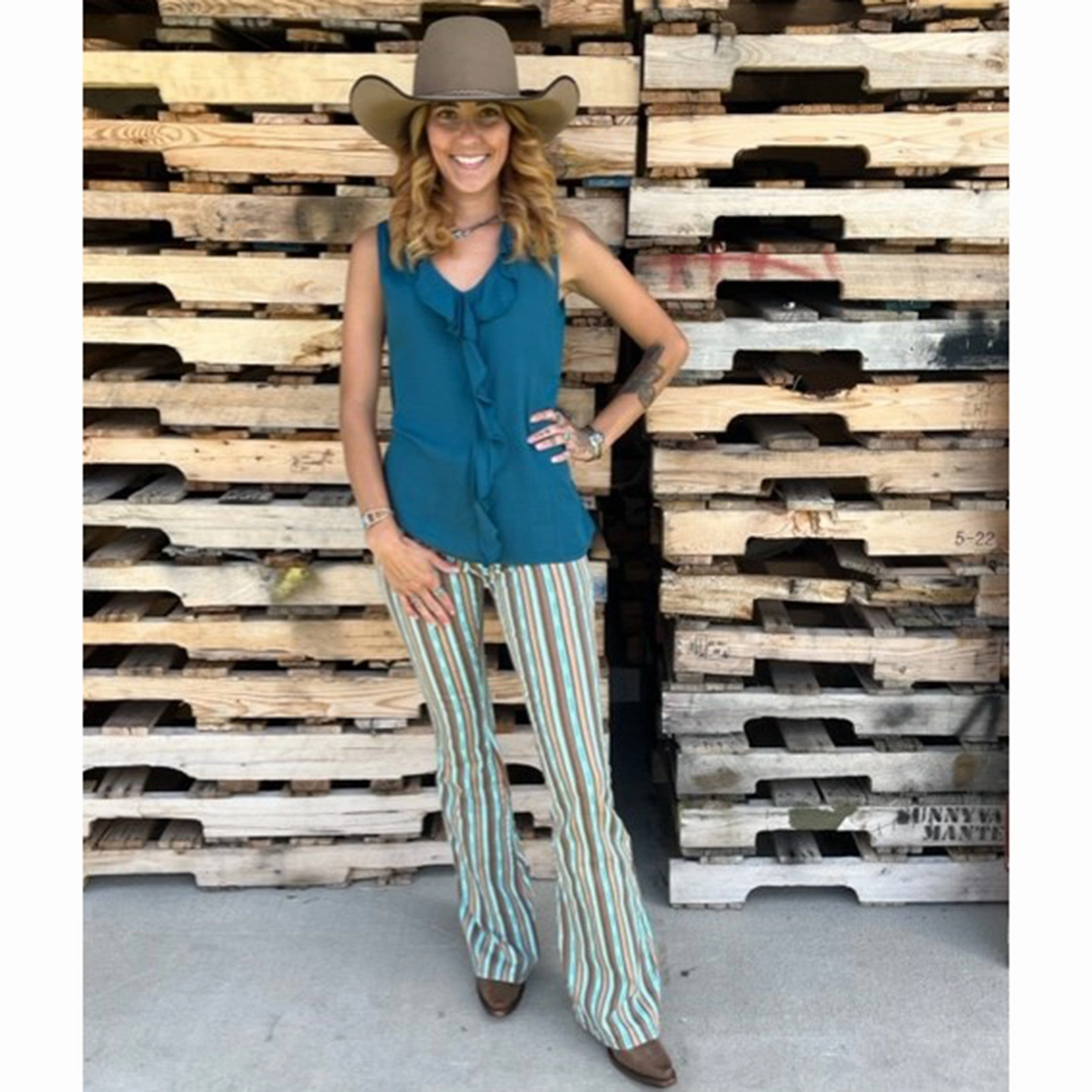 AntiStaticInnerLining Hidden Pocket Design Roper Women's Teal Ruffled Blouse