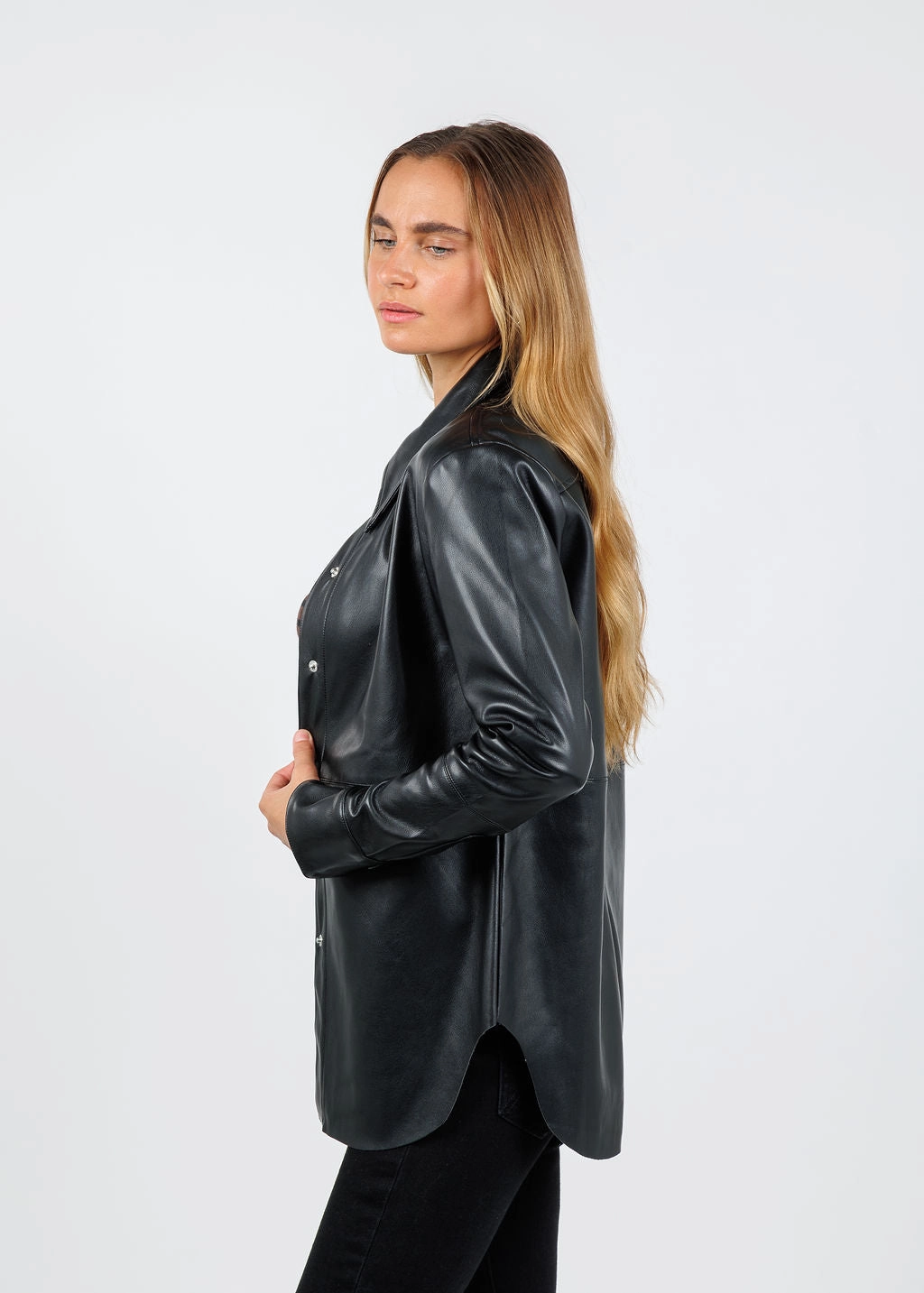 Bonded Seam Technology Snag Free Fabric SunProtection Julia Vegan Leather Shacket - Black