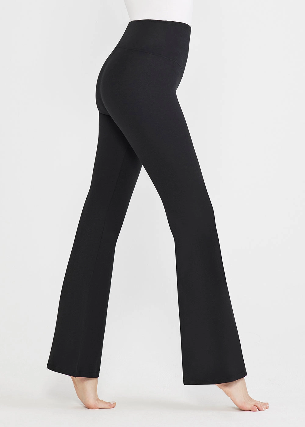 Lightweight texture Anti Pilling Finish Susie Flare Shaping Legging - 360Sculpt? Cotton - Black