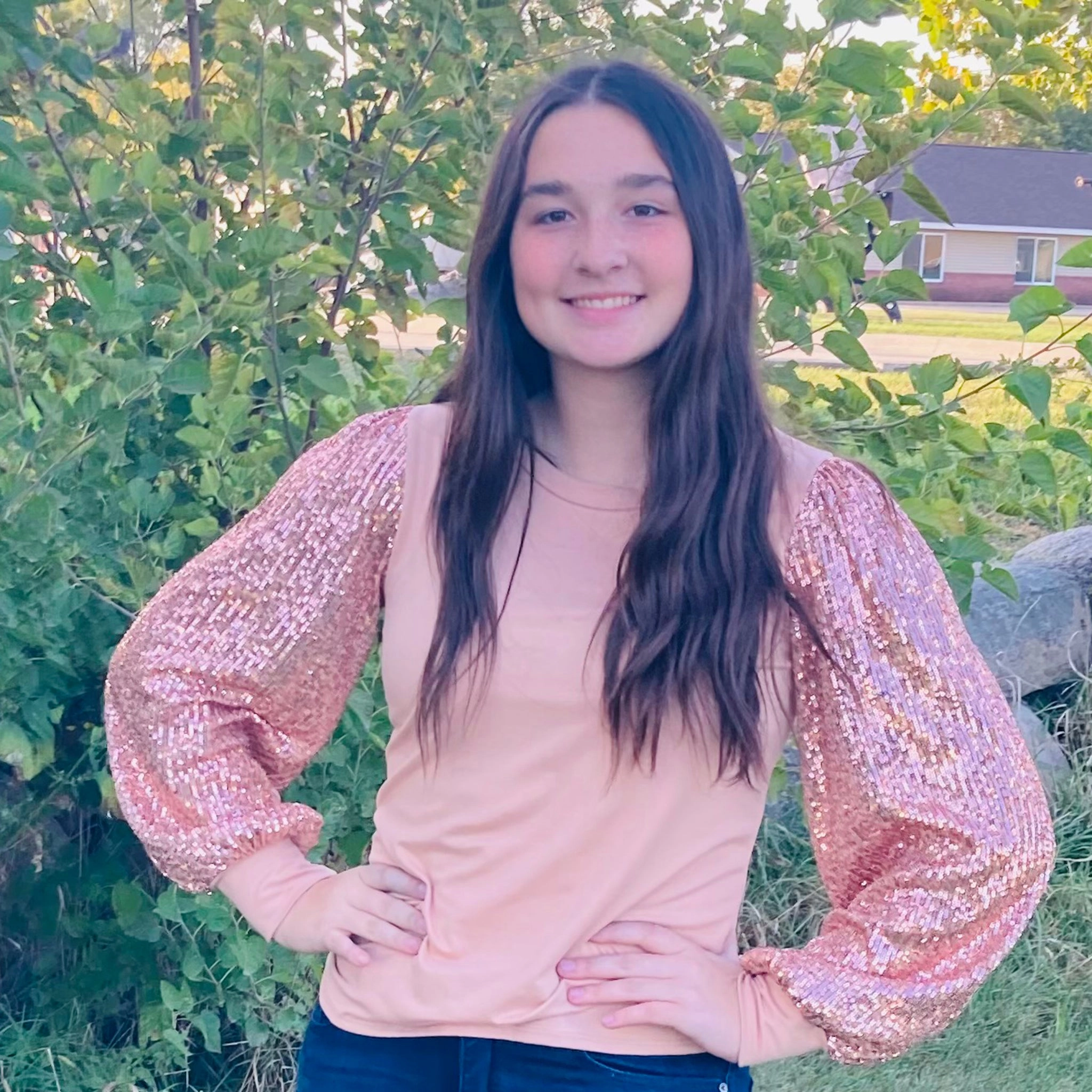 Les Amis Women's Solid Sequins Long Sleeve Shirt NonChafeCollarTech Hidden Storage Pockets