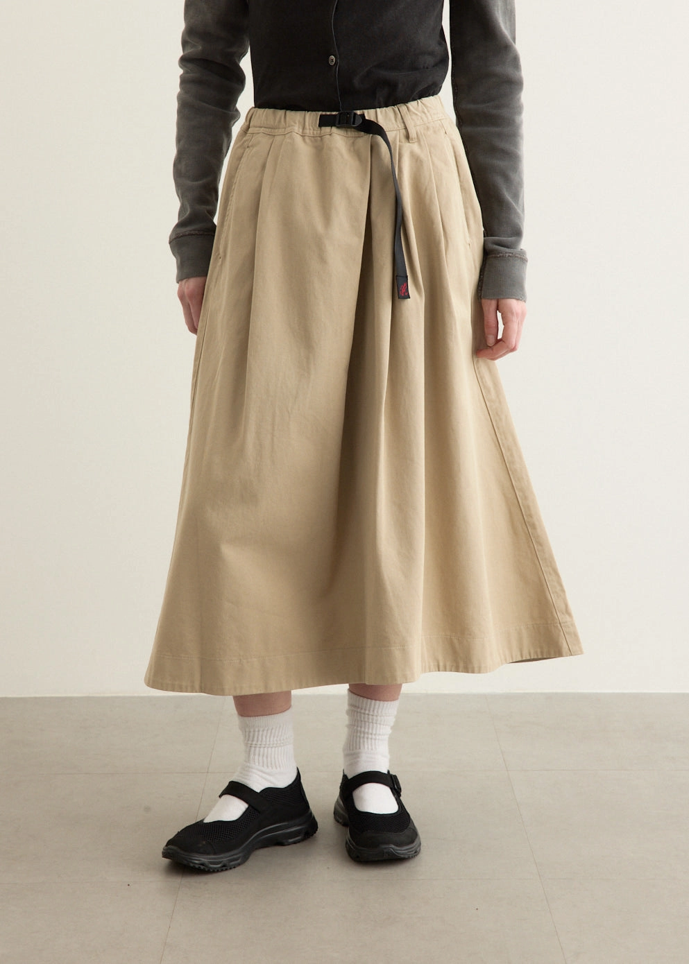 Outfit Essence Tear Resistant Talecut Skirt