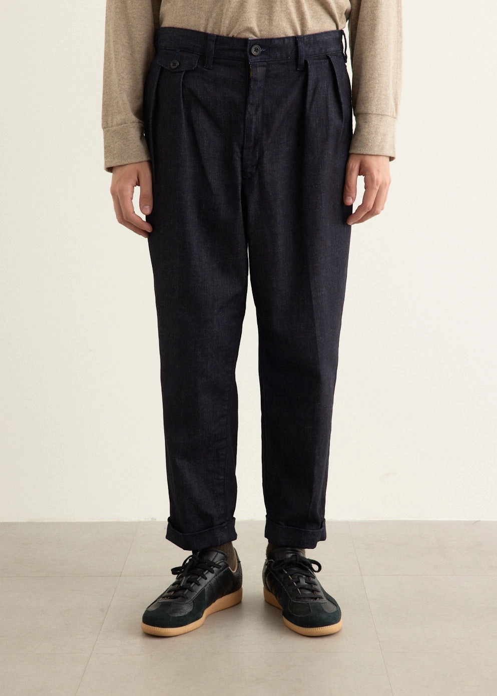 2 Pleats Tapered Denim Pants Shape Retention Stretch Fit Wear