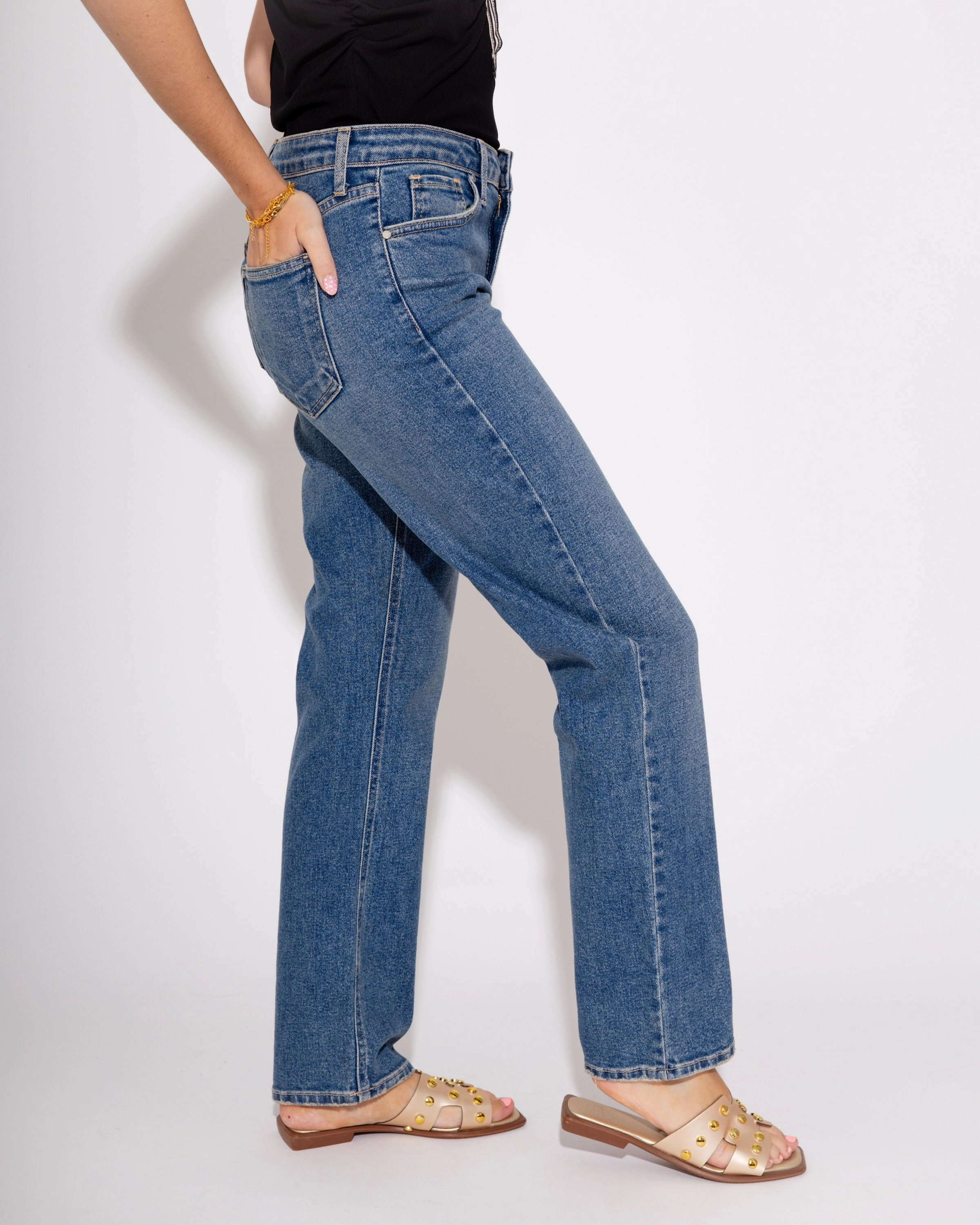 Active Touch The Classic Clean Cut Straight Jean