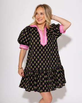 Comfort Fit The Floral Flounce Mini Dress in Black