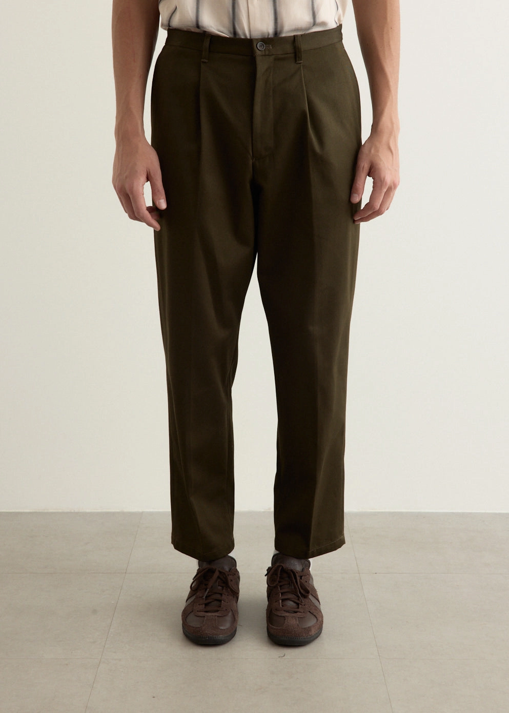 Dean One Tuck Pants Workout-ready