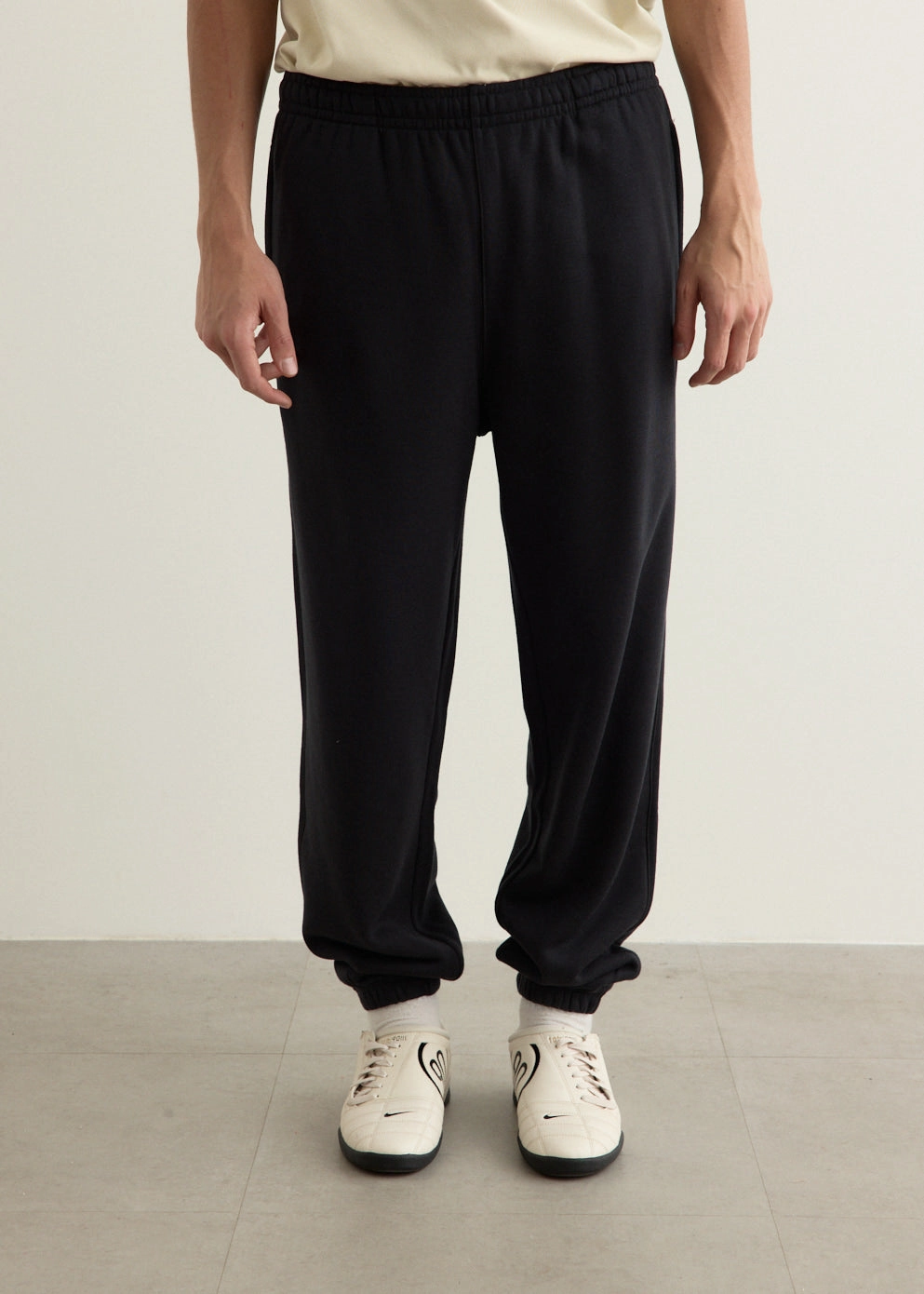 Neutral Fit Breathable back panel Wool Classics Fleece Pants