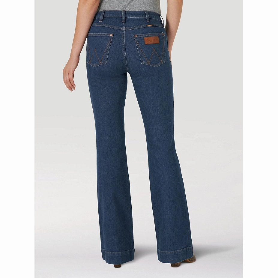 Wrangler Retro Sara High-R Trouser All Day Comfort Design All Time Fit