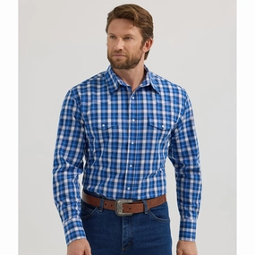 Wrangler Classic Blue Plaid  Long Sleeve Timeless Wardrobe Static Dissipating Fiber